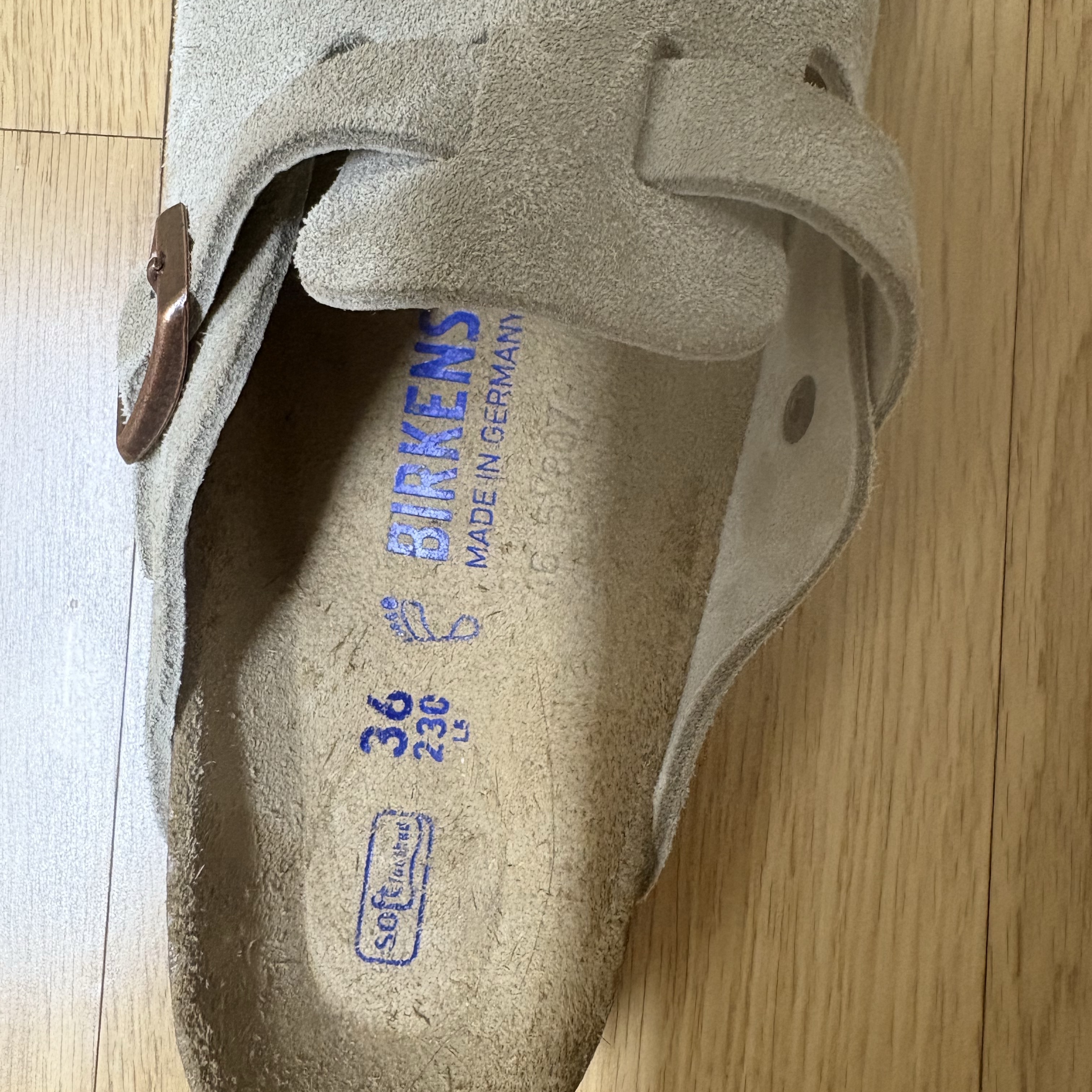 Birkenstock Boston Soft Footbed Taupe - Regular 착용 스타일 - 2