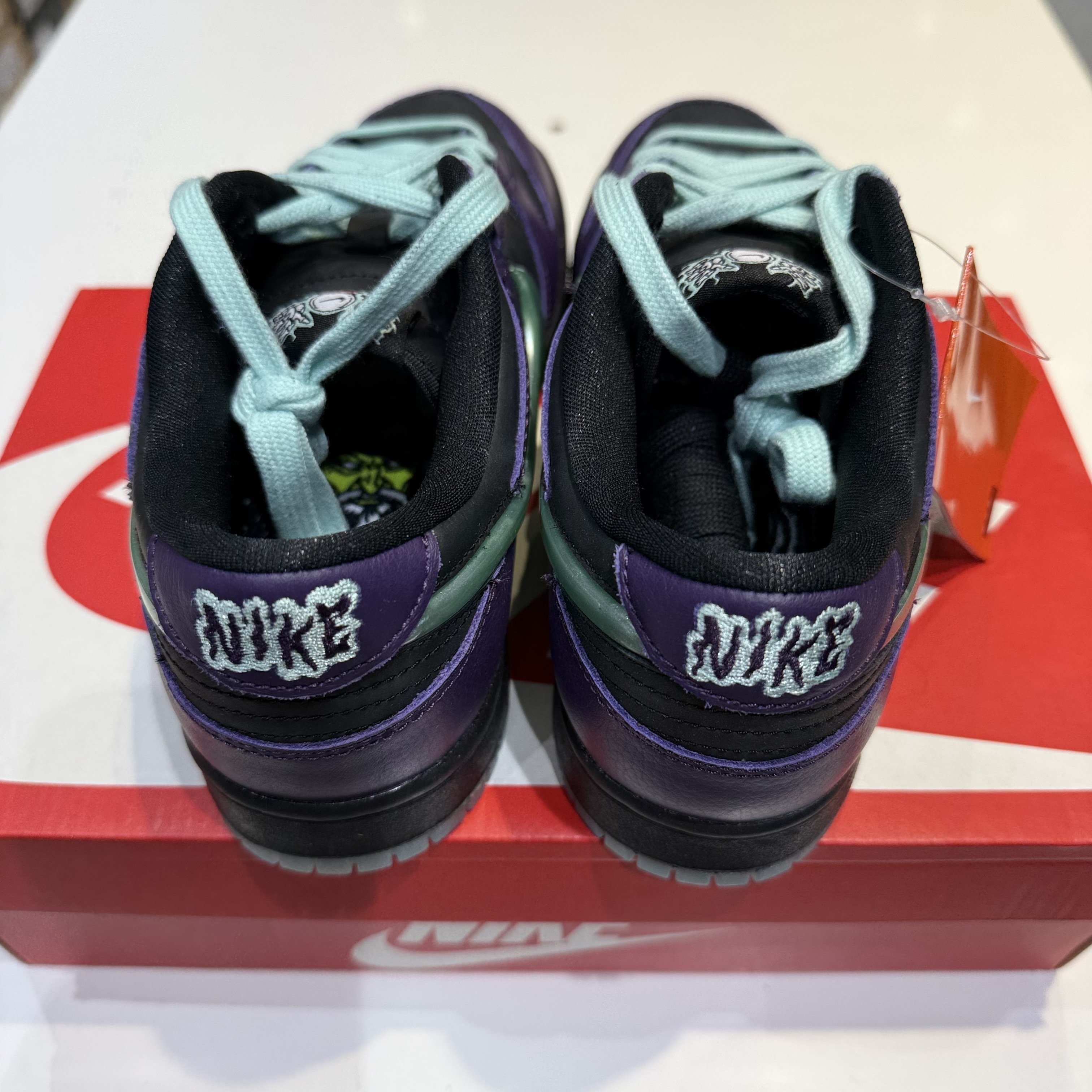 Nike Dunk Low LTD Black Artisan Teal 착용 스타일 - 3