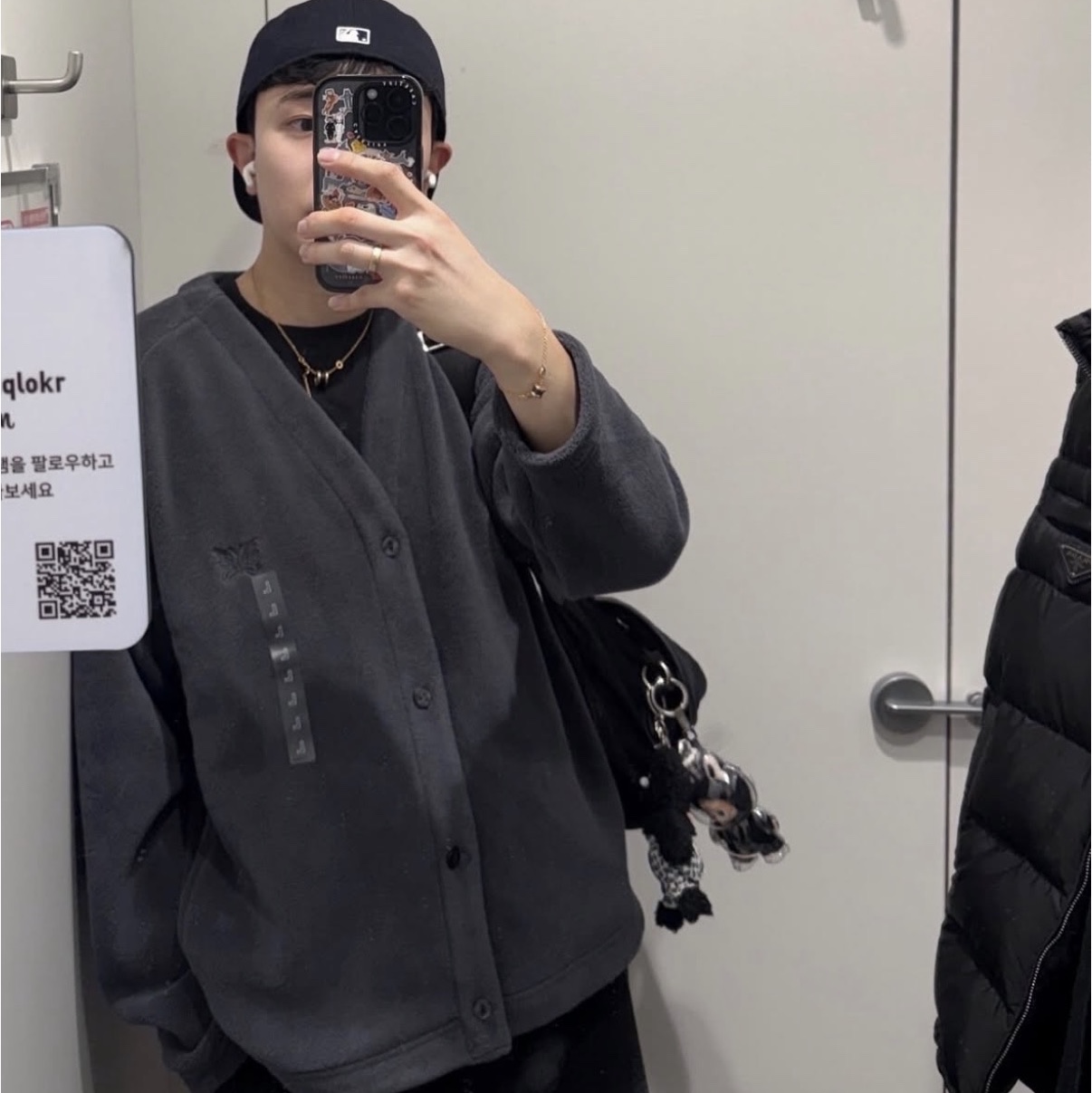 New Era 59Fifty MLB Authentic New York Yankees Game Navy, Pop Mart Labubu The Monsters Pin For Love Series Vinyl Plush Pendant (N-Z) R (Opened Case) 착용 스타일