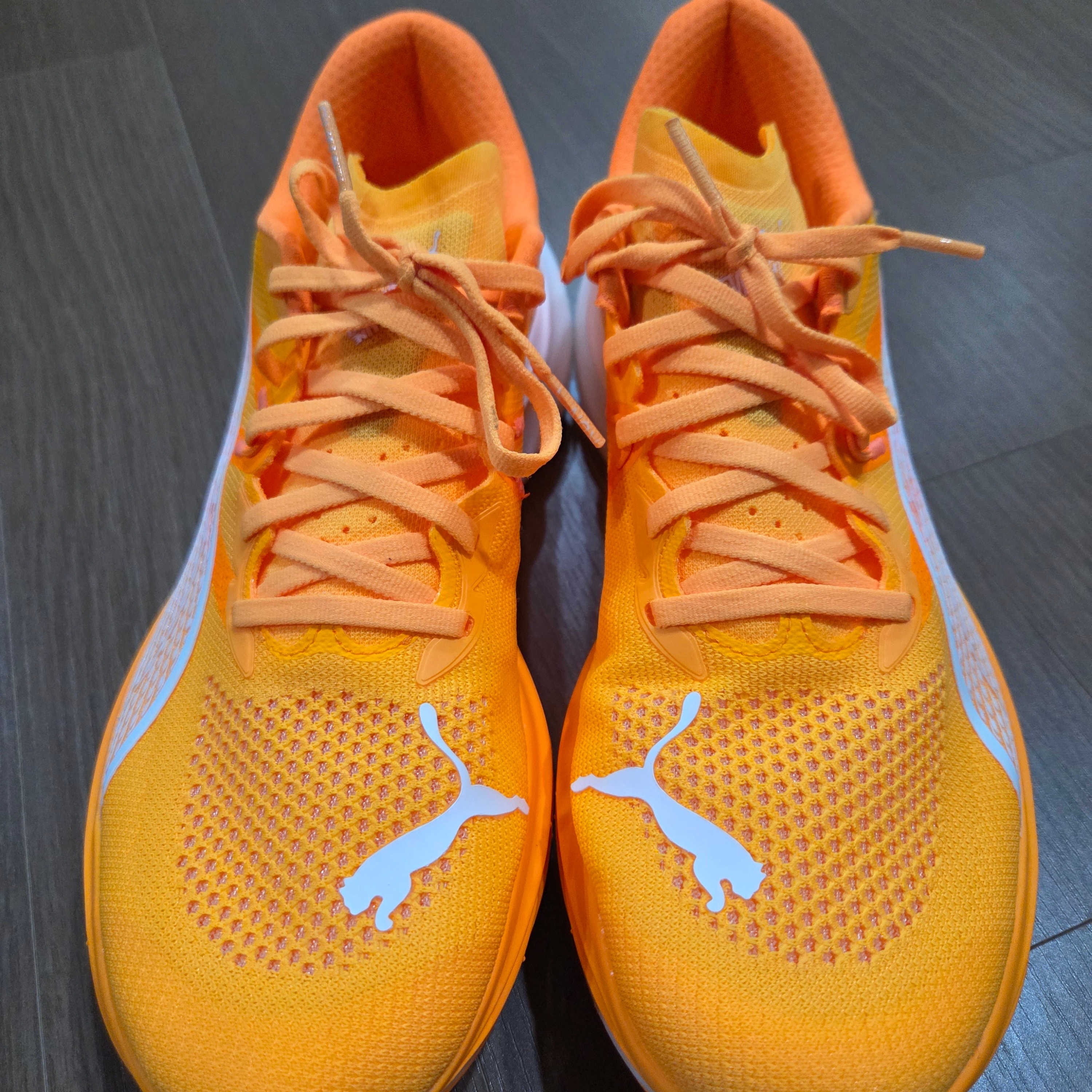 Puma Deviate Nitro 3 Wide Sun Stream Heat Fire 착용 스타일 - 3
