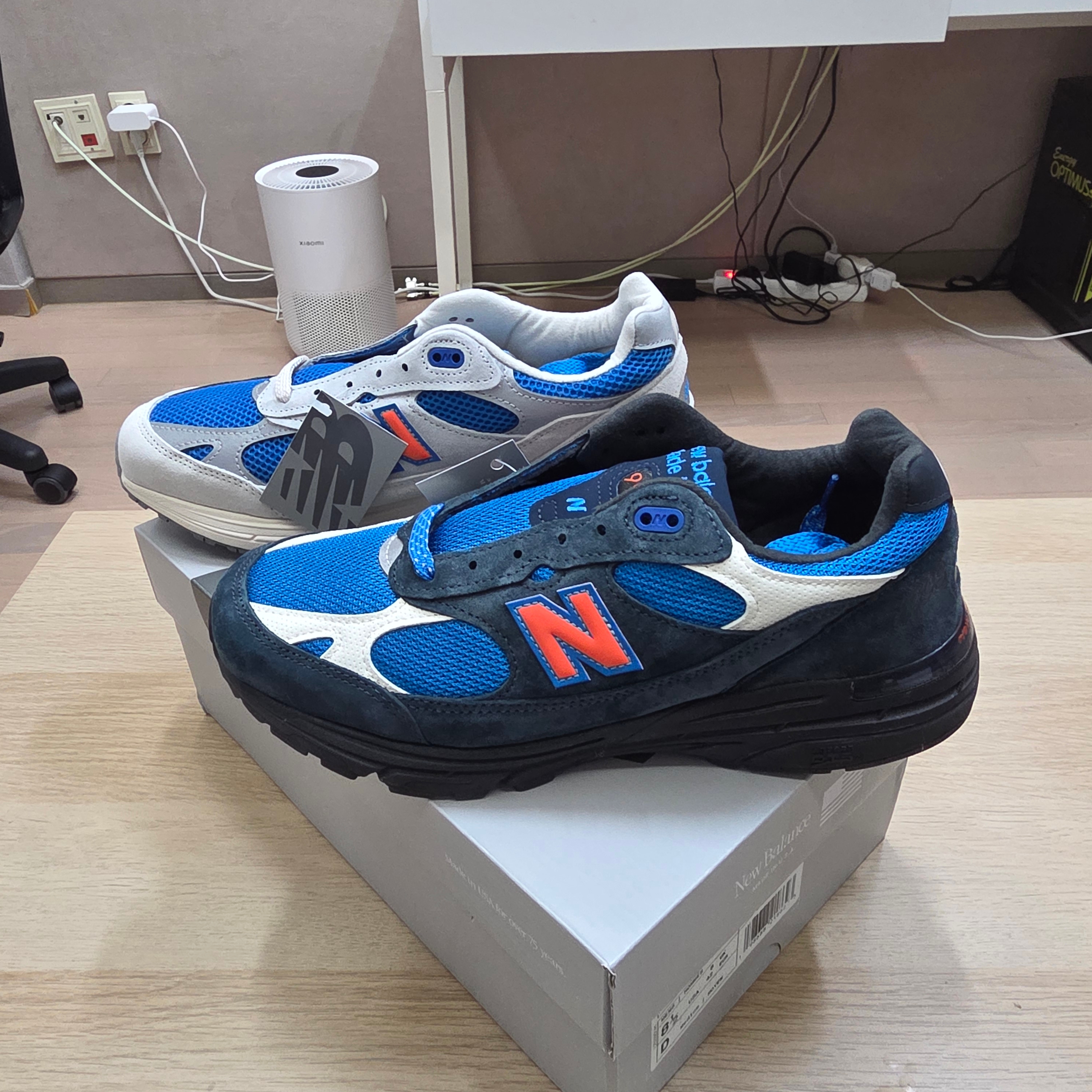New Balance x Kith x Madison Square Garden 993 Made in USA Navy Princess Blue, New Balance x Kith x Madison Square Garden 993 Made in USA Ancient Scroll Grey Matter 착용 스타일 - 2