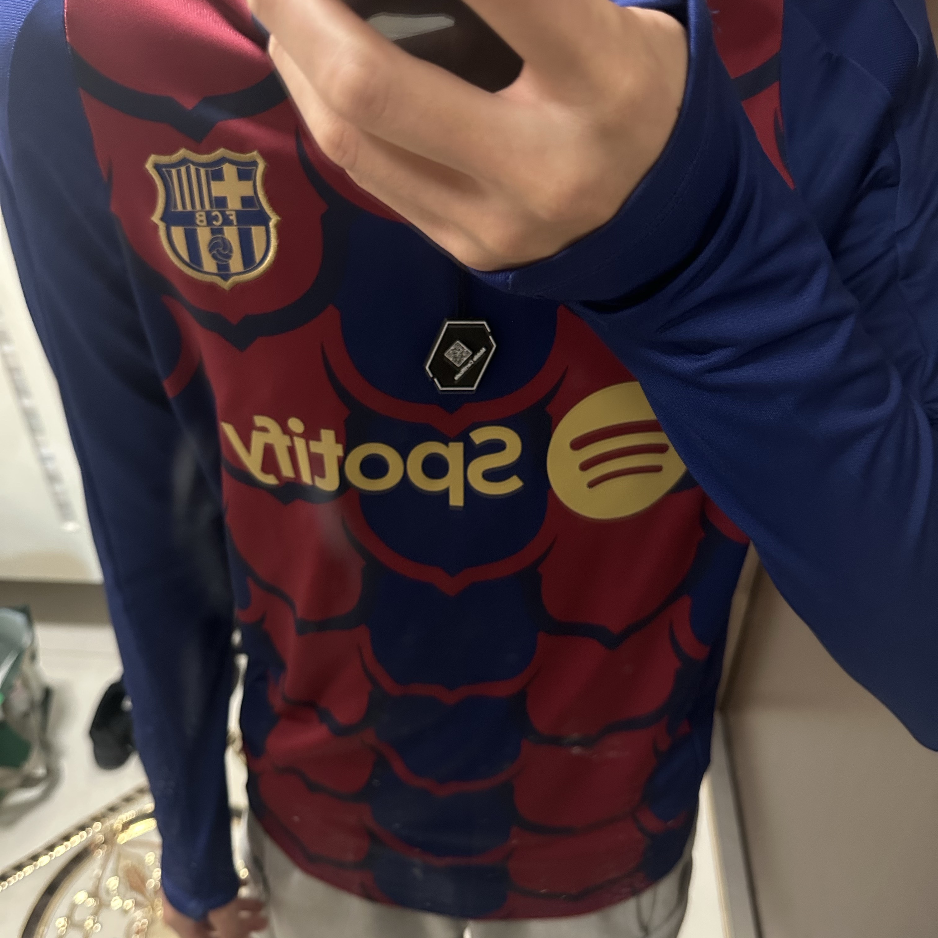 Nike FC Barcelona Strike Dri-Fit Soccer Pre-Match Drill Top Noble Red Deep Royal (Non Marking Ver.) 착용 스타일