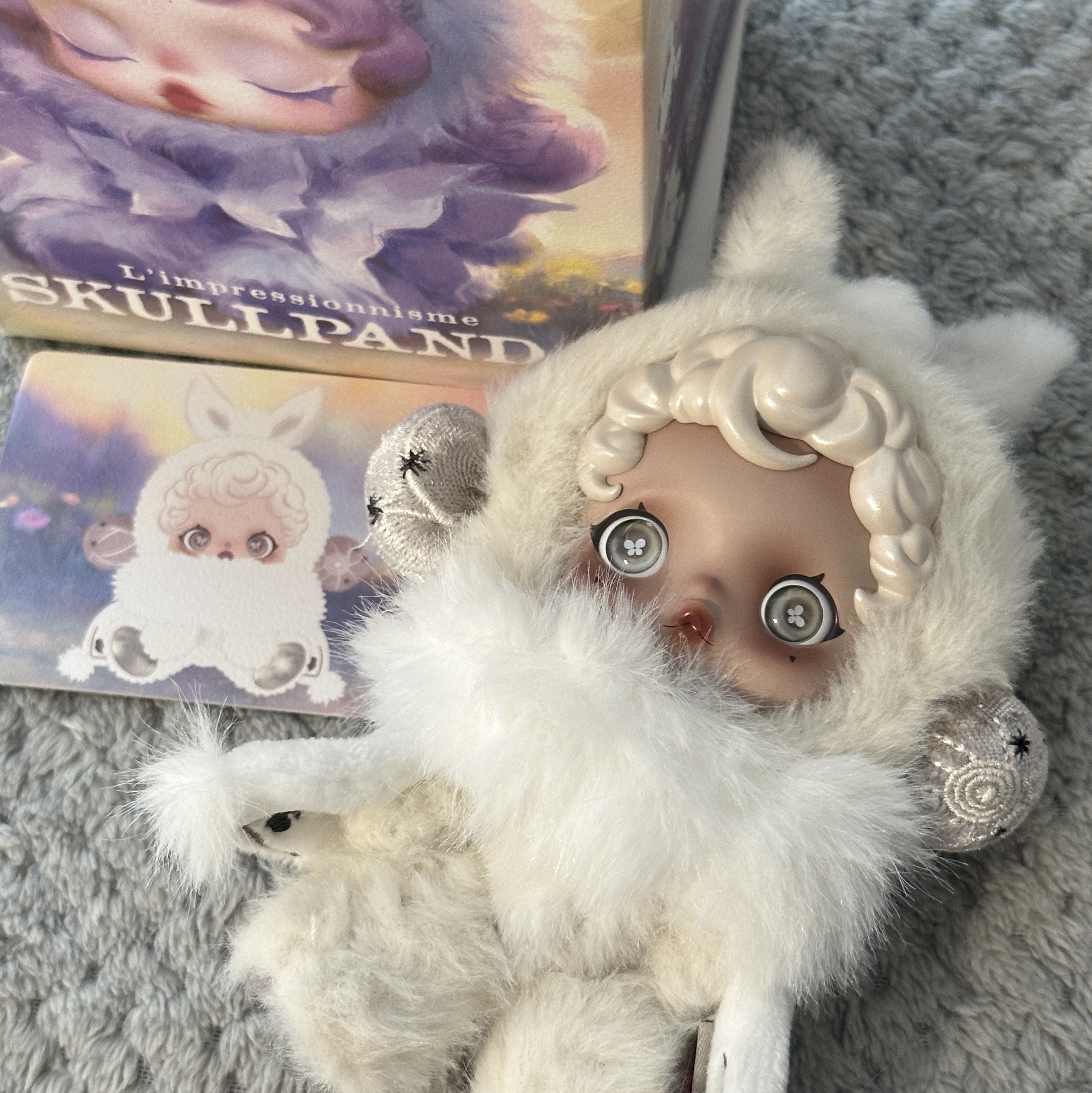 Pop Mart Skullpanda L’Impressionnisme Series Plush Doll Mist (Opened Case), Pop Mart Skullpanda L’Impressionnisme Series Plush Doll (1 Blind Box) 착용 스타일 - 1