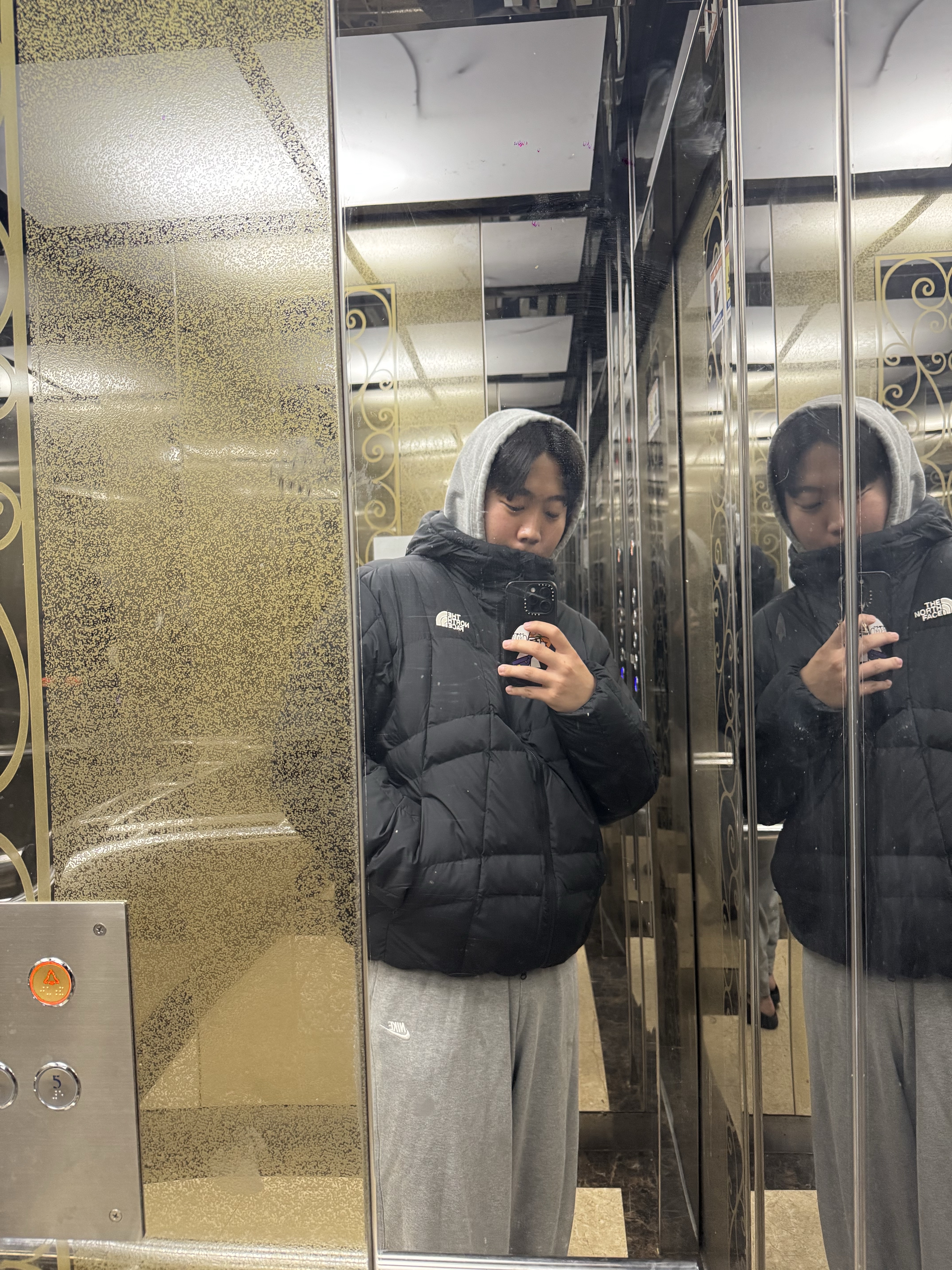 The North Face White Label Wave LT On Ball Jacket Black 착용 스타일