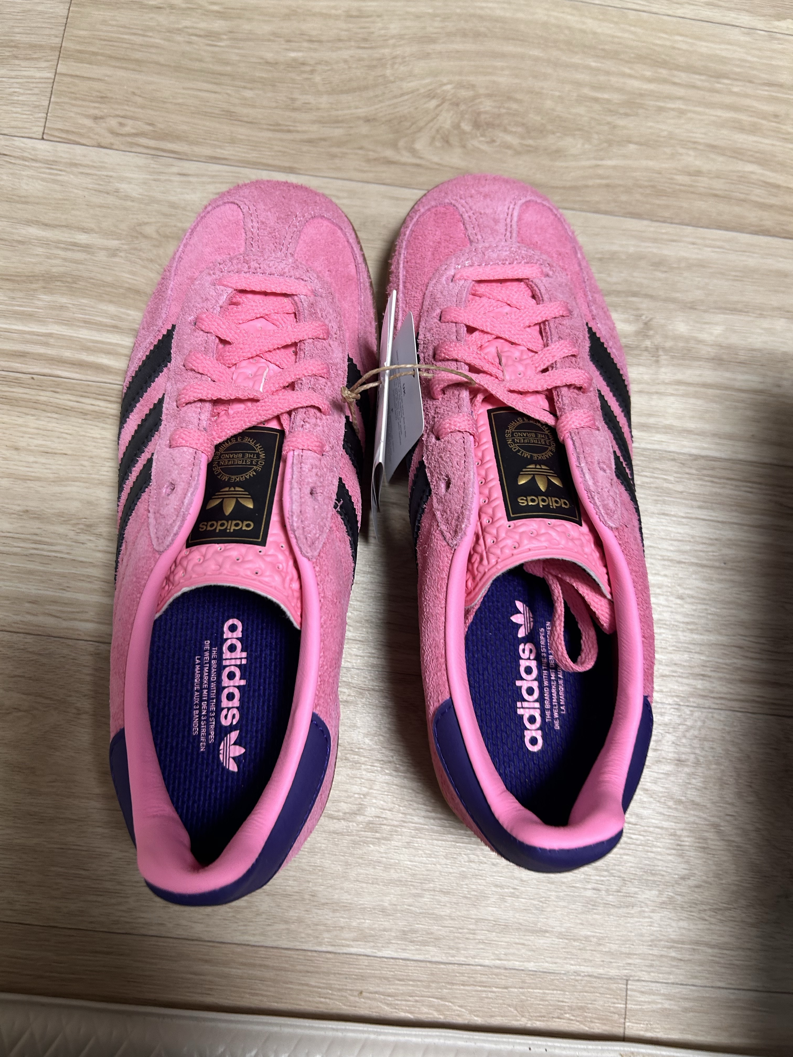 (W) Adidas Gazelle Indoor Bliss Pink 착용 스타일