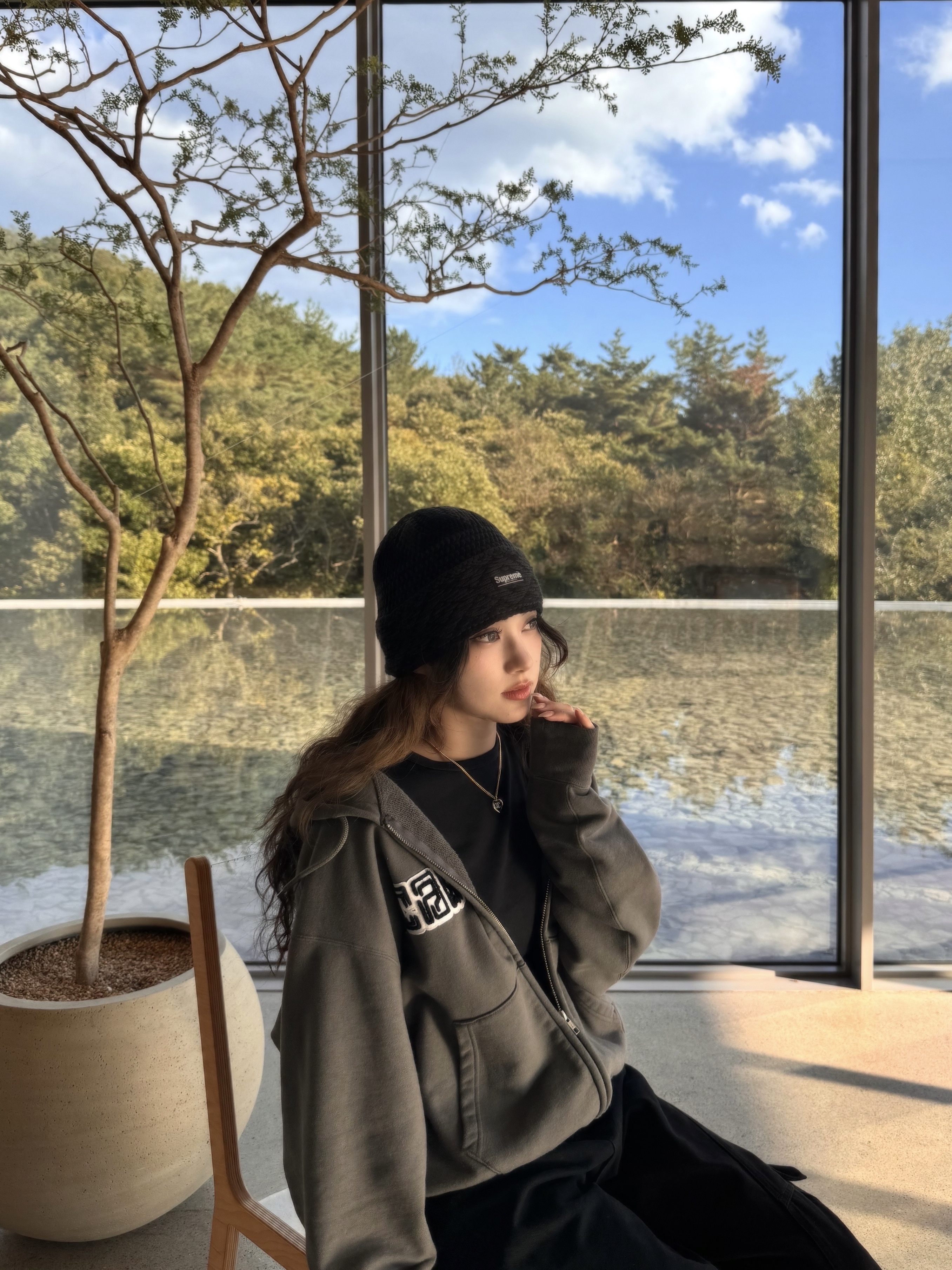 Supreme Diamond Beanie Black - 25FW, Cav Empt Embroidery Zip Hoody Charcoal - 24SS 착용 스타일