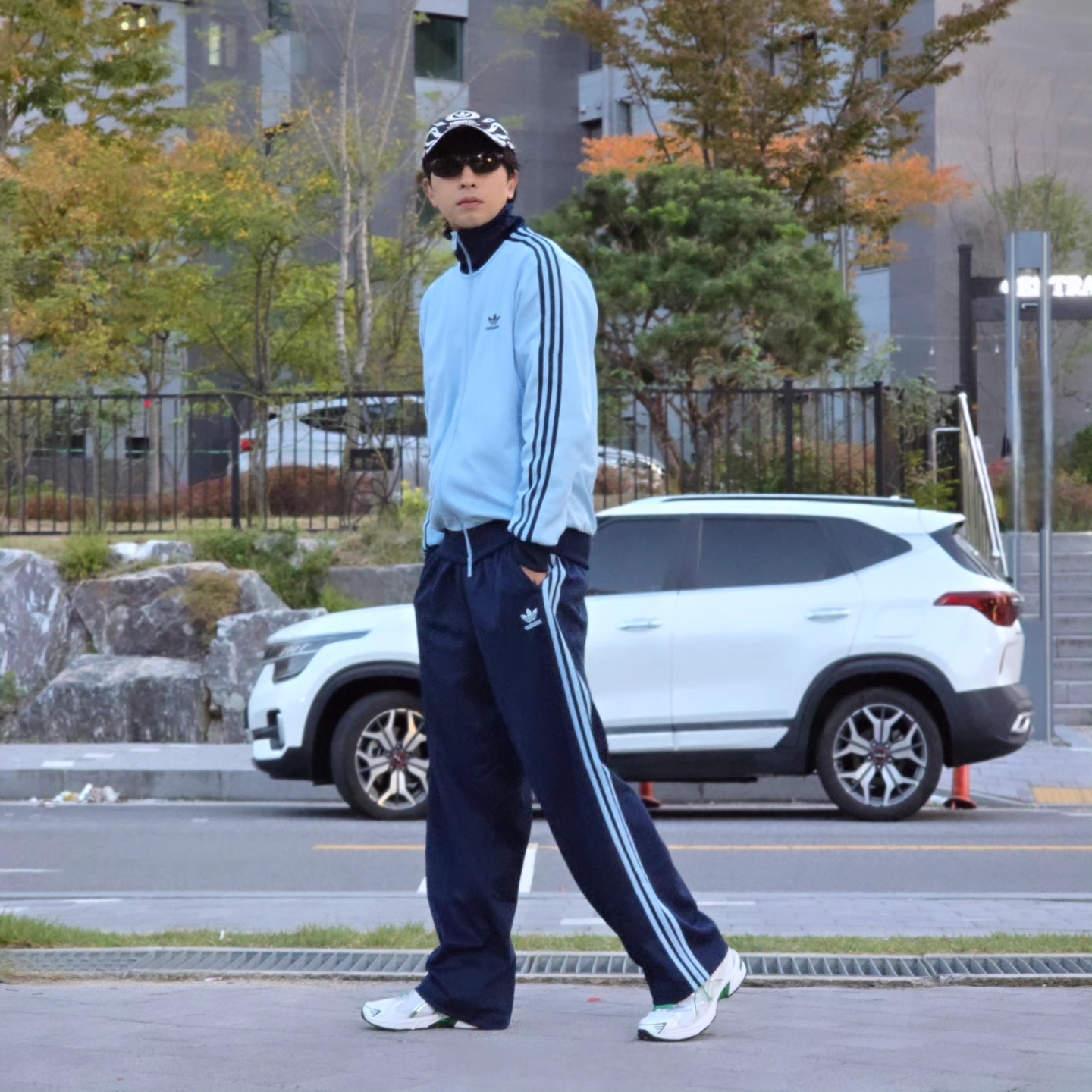 Adidas x NSRC Cap Black, Adidas Adicolor Classic Beckenbauer Track Top Clear Sky Night Indigo - KR Sizing 착용 스타일 - 4
