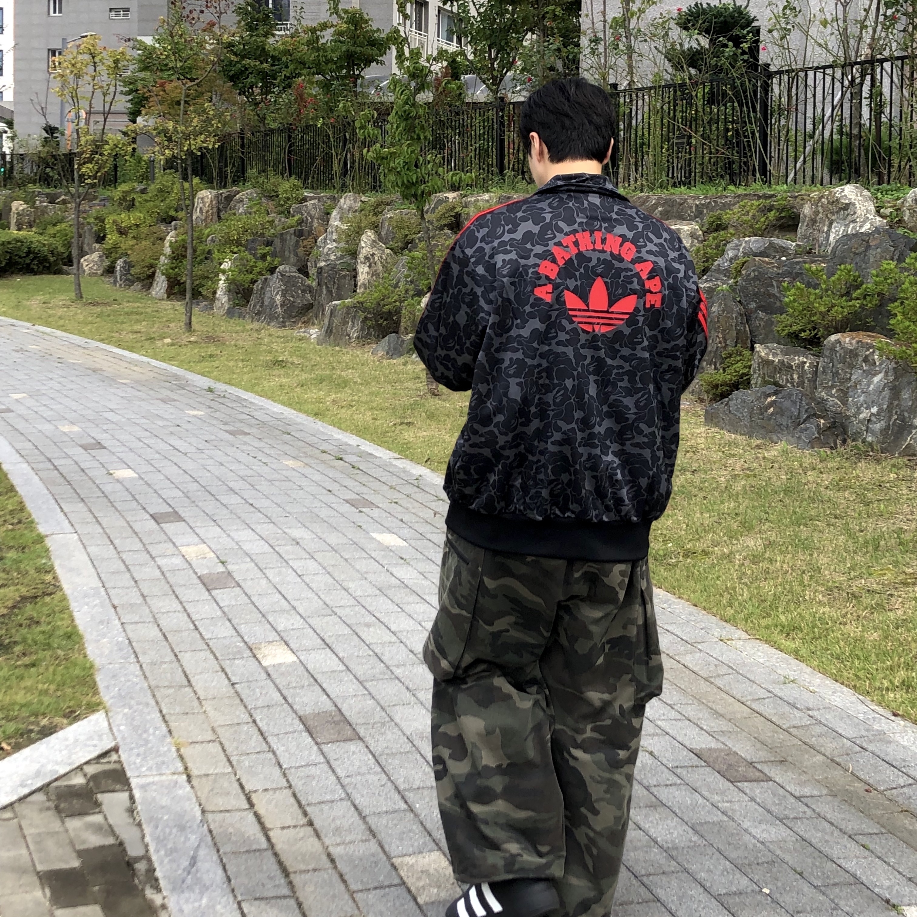 Adidas Adifom Superstar Core Black Cloud White, Adidas x BAPE Allover Print Track Top Black - KR Sizing 착용 스타일