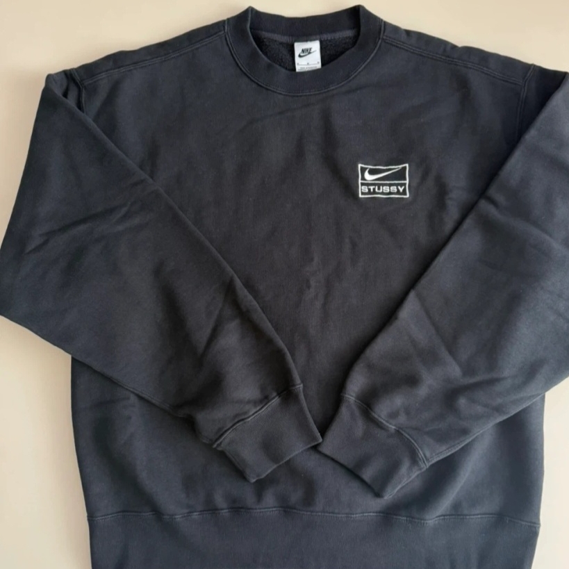 Nike x Stussy NRG Washed Fleece Crewneck Black (DO5310-010) 착용 스타일
