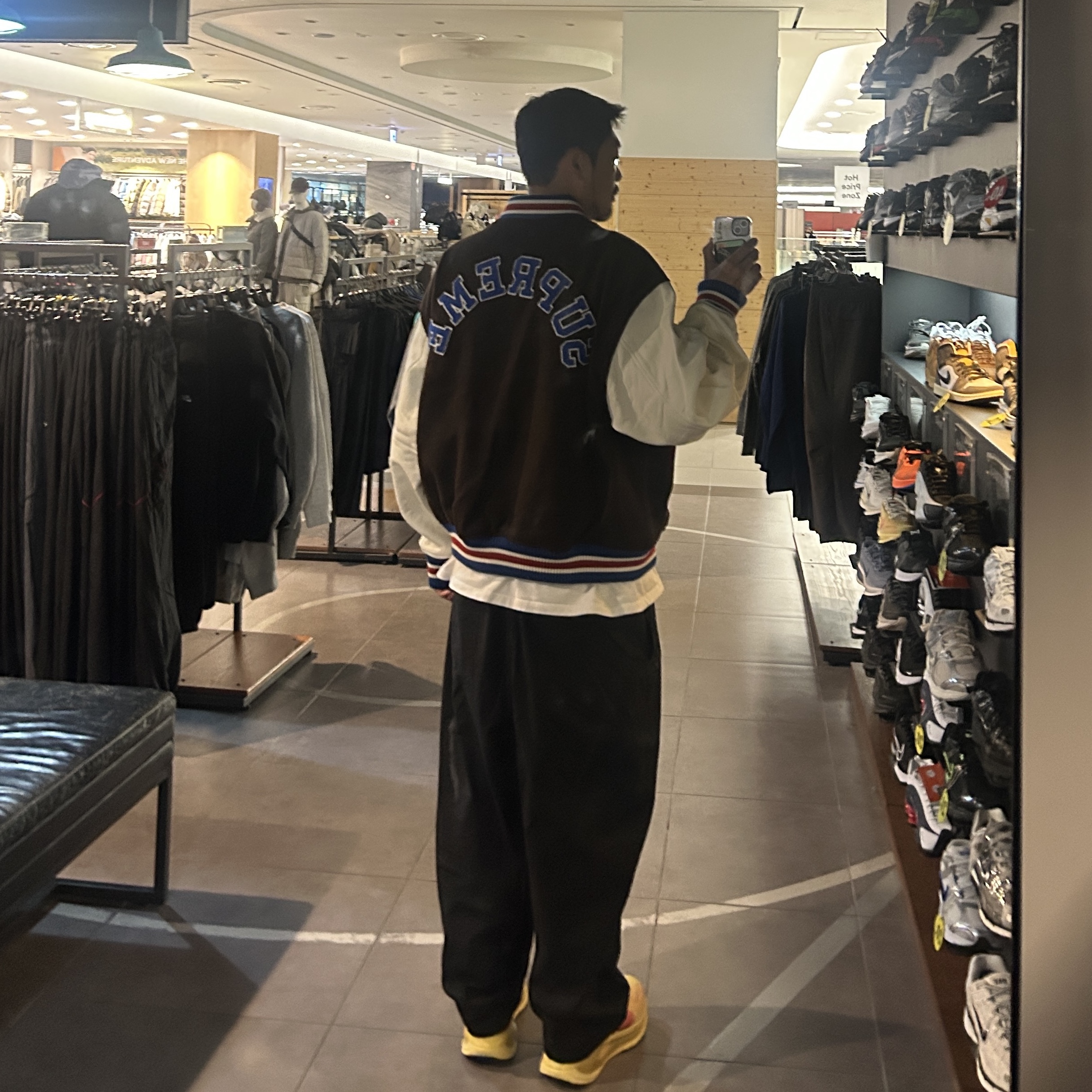 Supreme Tiger Varsity Jacket Brown - 23FW 착용 스타일