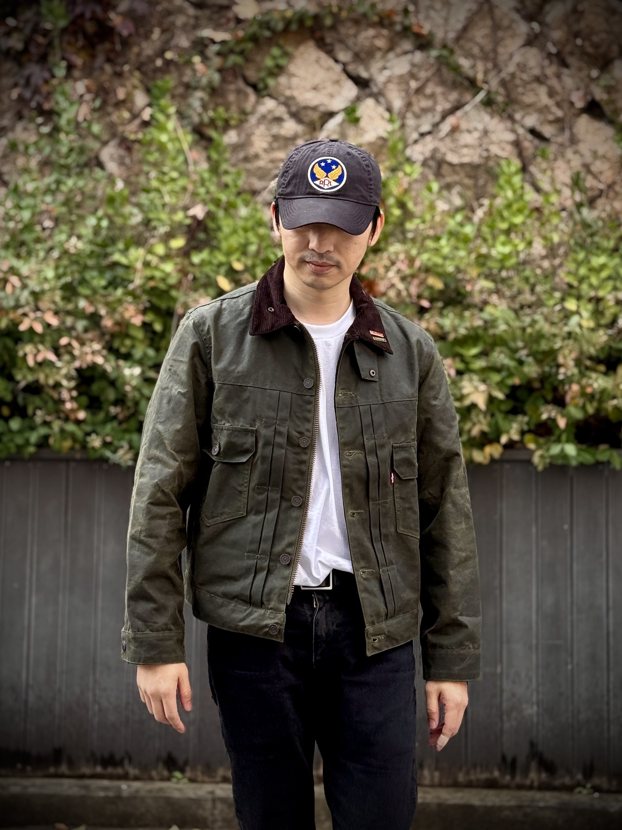 Double RL Garment Dyeing Twill Ball Cap Black, Levi's x Barbour Type II Waxed Jacket Olive Wax 착용 스타일 - 1