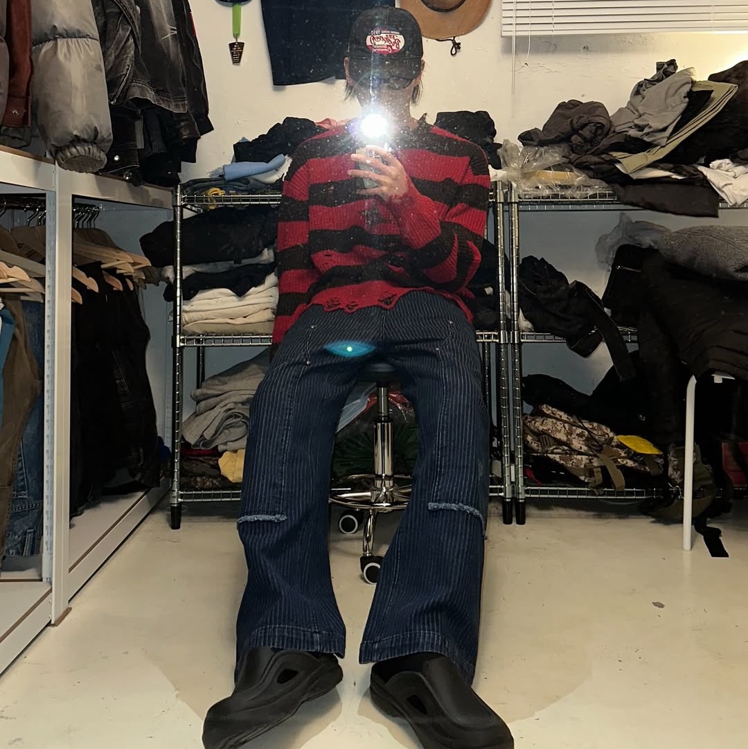 Mea Vintage Striped Wool Knit Red, Mea Striped Carpenter Pants Indigo 착용 스타일 - 1