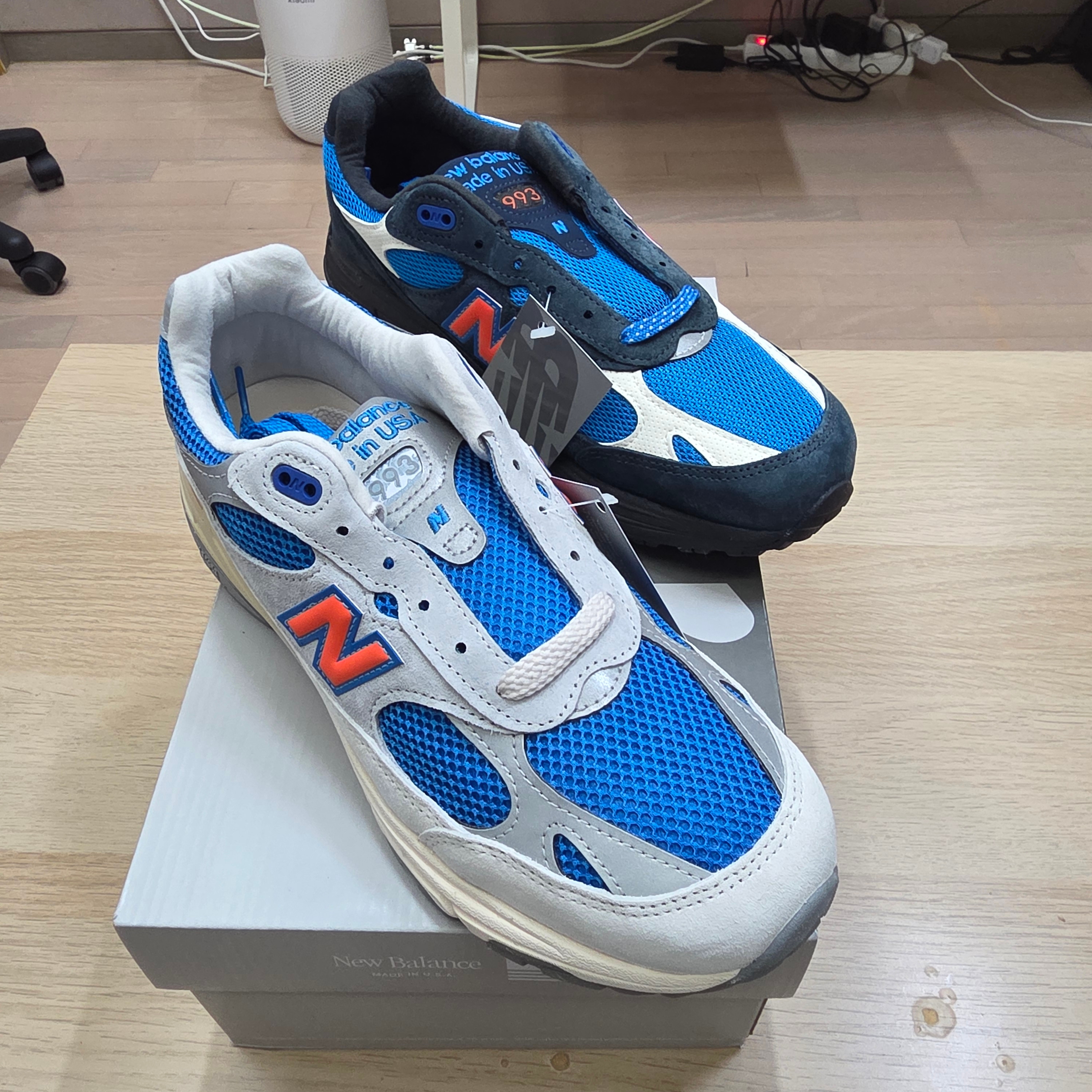 New Balance x Kith x Madison Square Garden 993 Made in USA Navy Princess Blue, New Balance x Kith x Madison Square Garden 993 Made in USA Ancient Scroll Grey Matter 착용 스타일 - 7