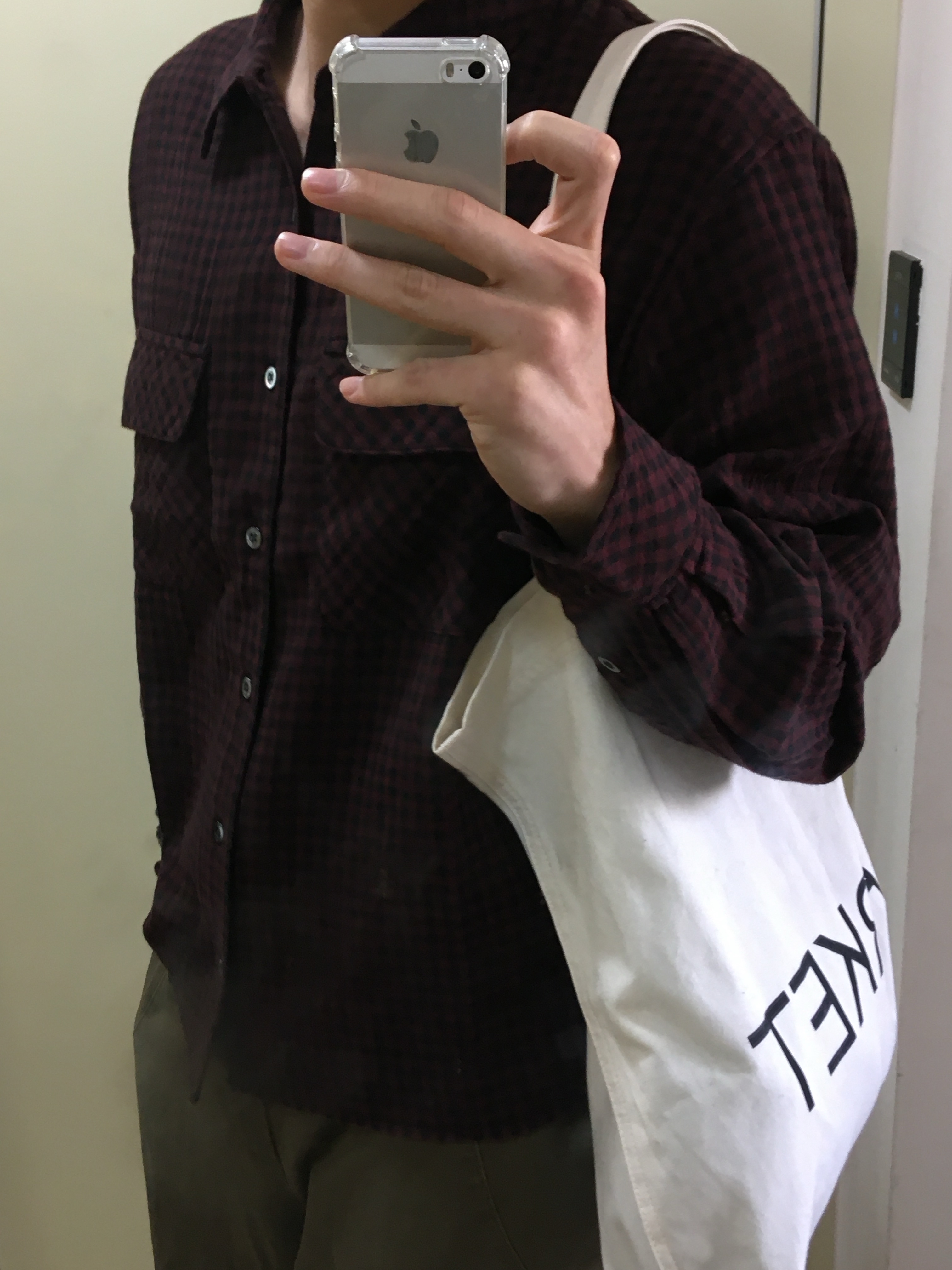 Arket Canvas Tote Bag Off White, [6% 적립] NegativeThree Oblique Derby Shoe Black Beige 착용 스타일 - 2