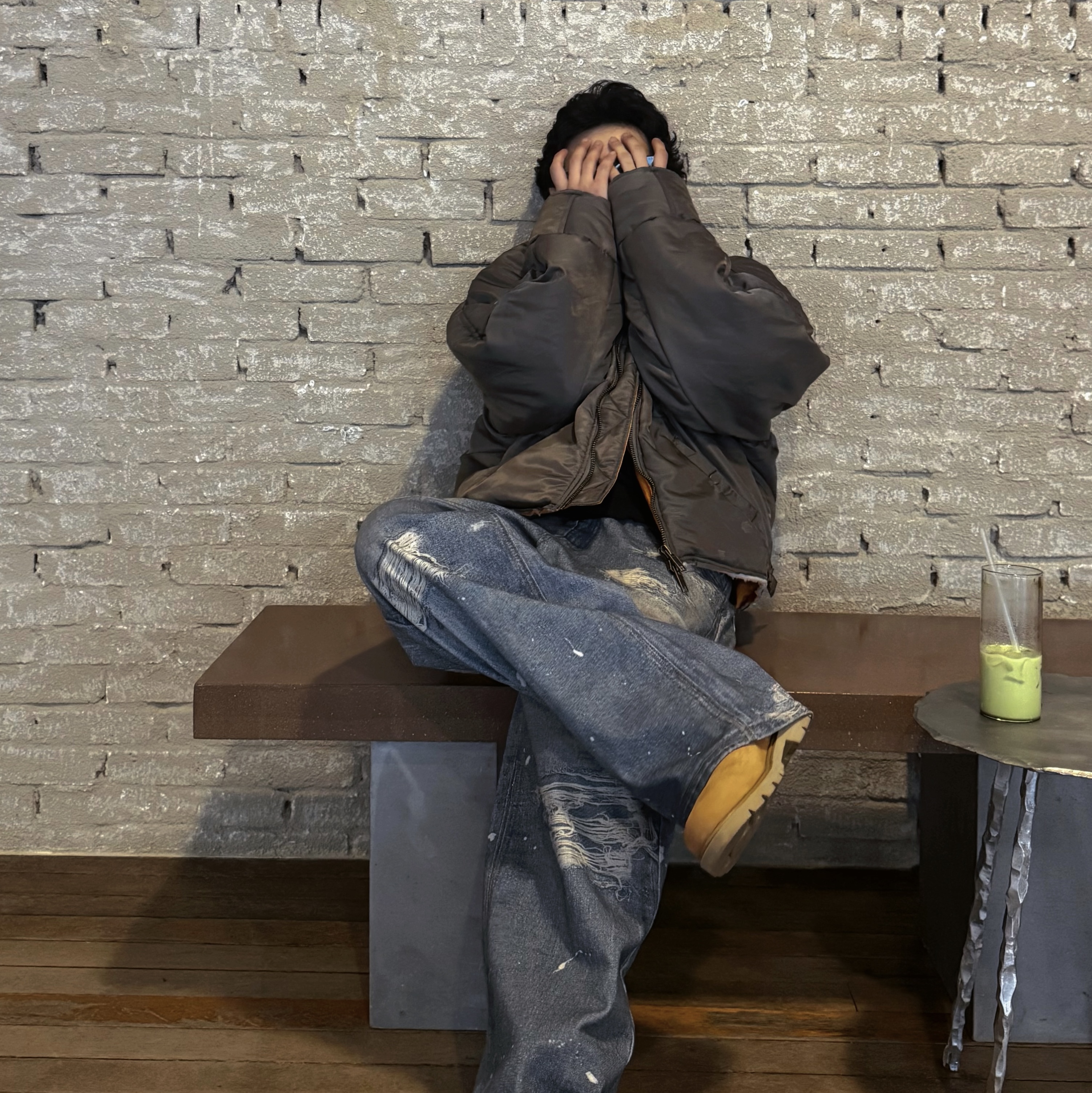 Project G/R Reconstructed Bomber Jacket Khaki, Project G/R Trompe-L’Oeil Denim Printed Pants Blue 착용 스타일 - 2