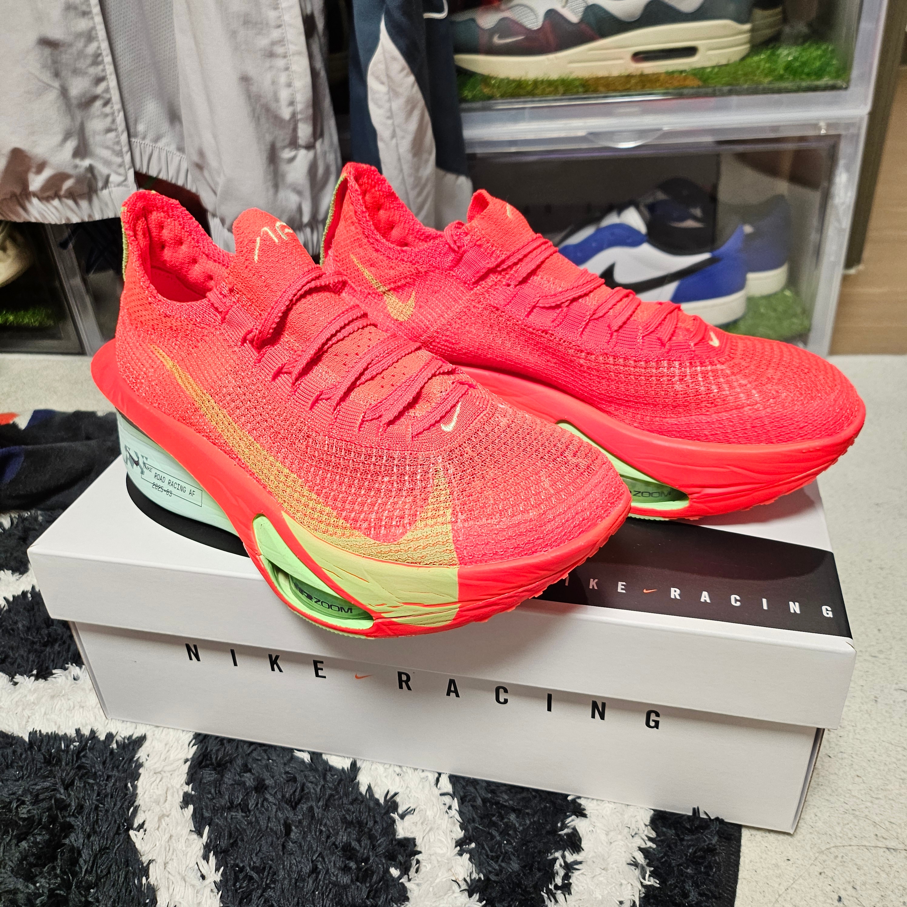 Nike Air Zoom Alphafly Next% 3 Bright Crimson Lime Blast 착용 스타일 - 3