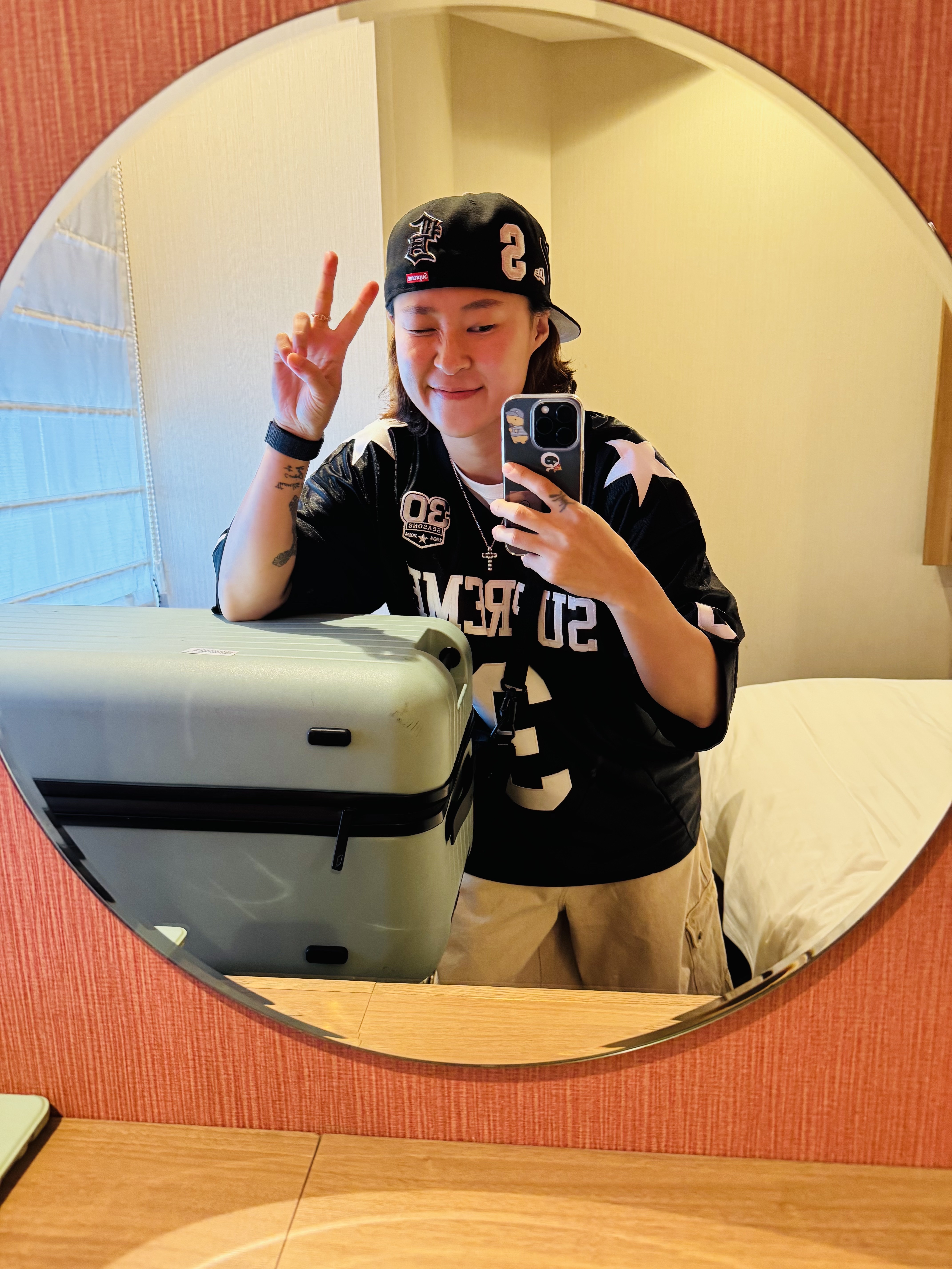 Supreme Side Mesh Camp Cap Black - 25SS, Supreme Yashica MF-1 Camera Red - 21SS 착용 스타일 - 5