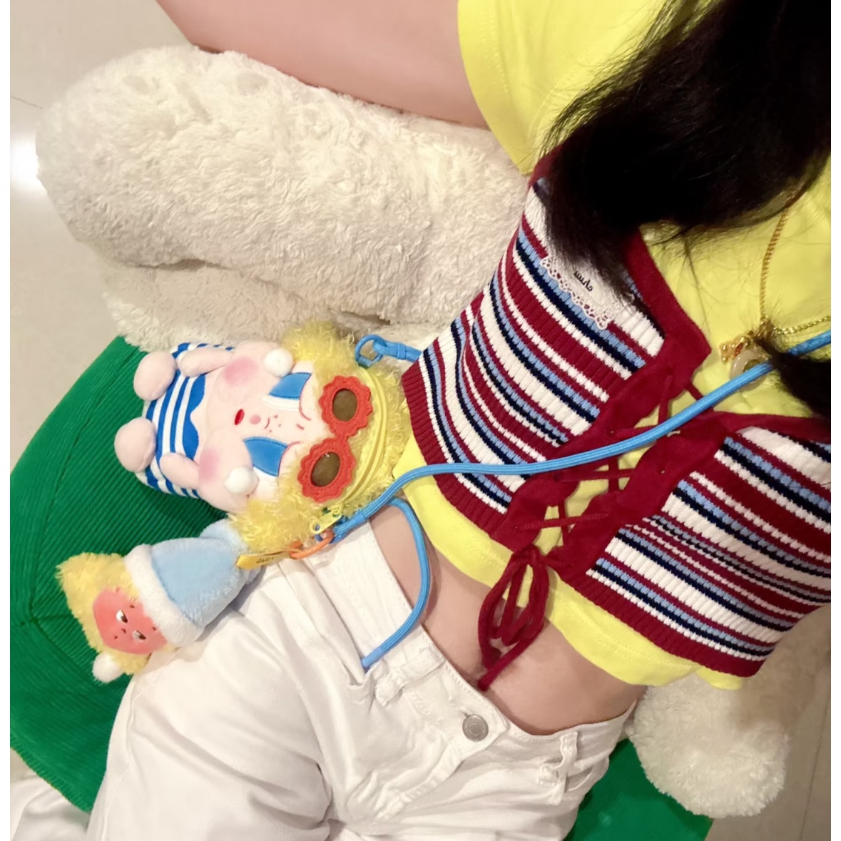 Pop Mart Crybaby Vacation Mode On Series Mini Crossbody Bag Blue, Pop Mart We Are Twinkle Twinkle Little Stars Series Plush Keyring Little Yawn (Opened Case) 착용 스타일