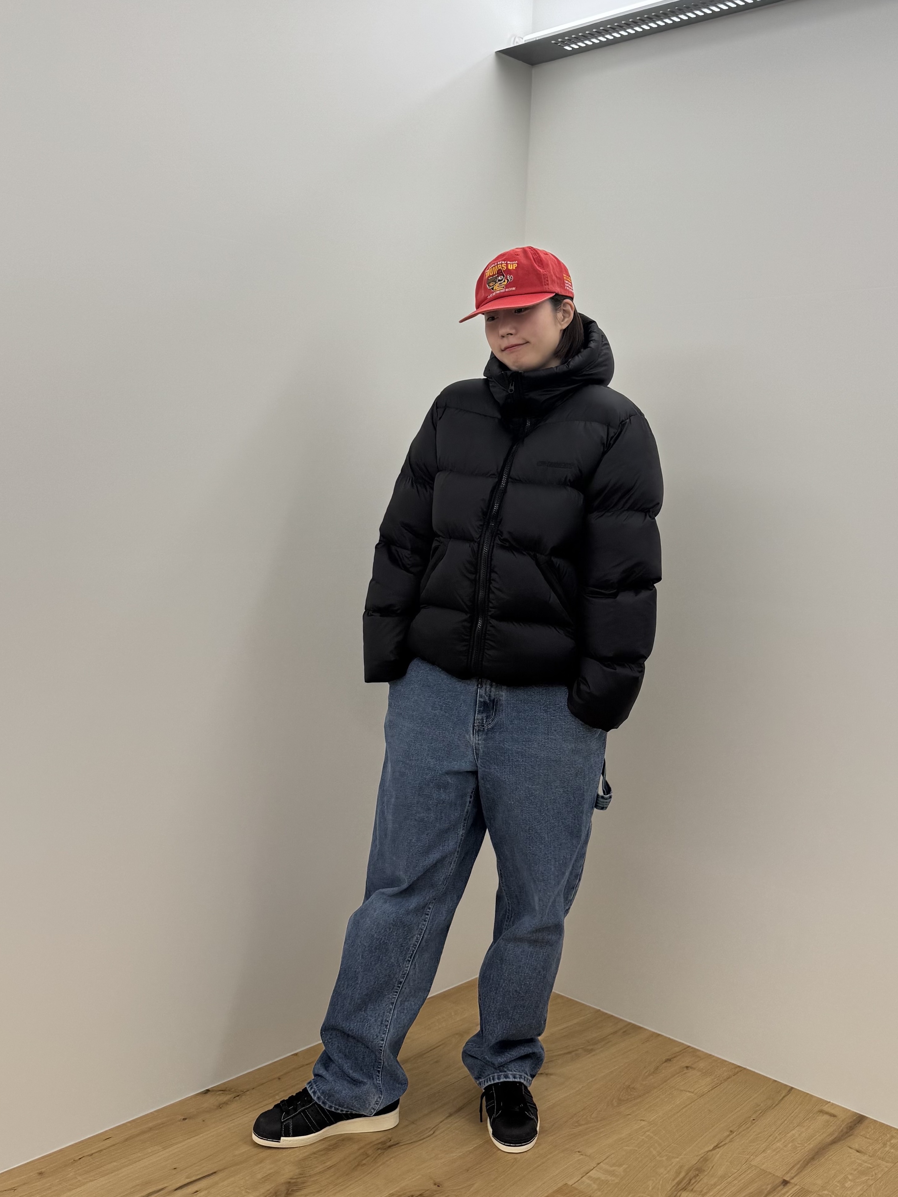 QT8 GARMENTS Duck Down Heavyweight Hoodie Jacket Black, QT8 Garments TL Denim Carpenter Pant Deep Blue 착용 스타일 - 2