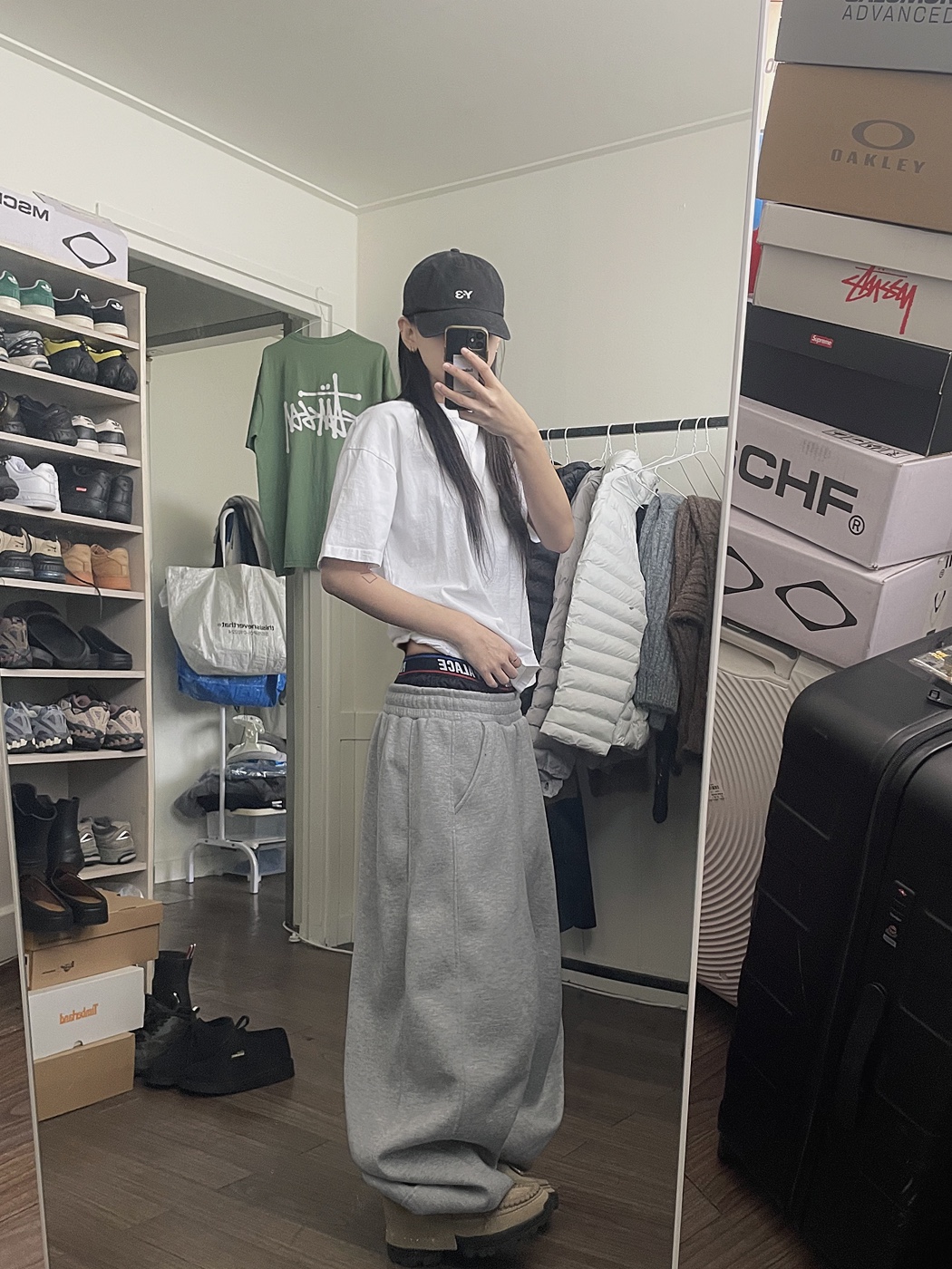Y-3 Dad Cap Black, Palace Basically A Pack Of Boxers Black Navy White 착용 스타일 - 2