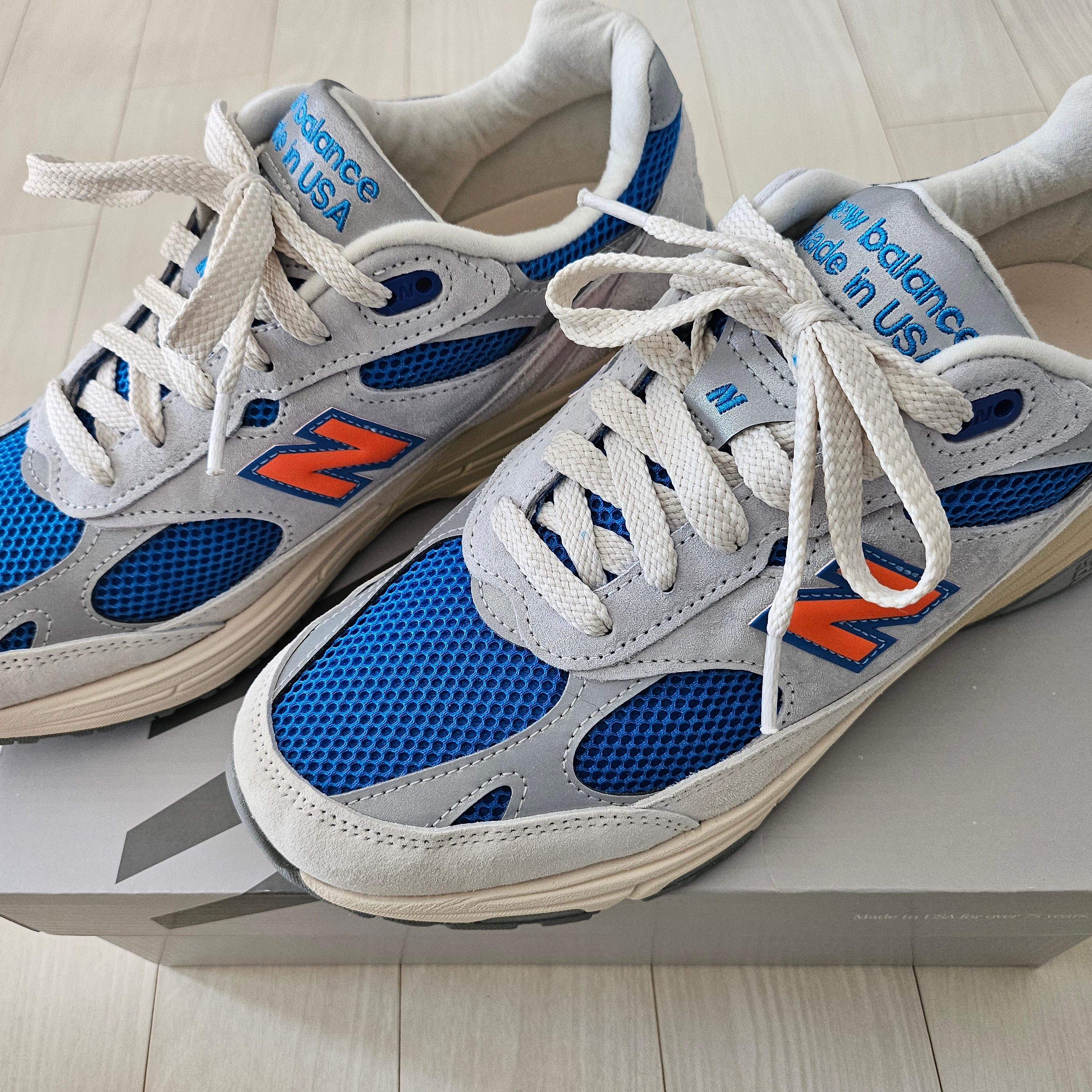 New Balance x Kith x Madison Square Garden 993 Made in USA Ancient Scroll Grey Matter 착용 스타일 - 2