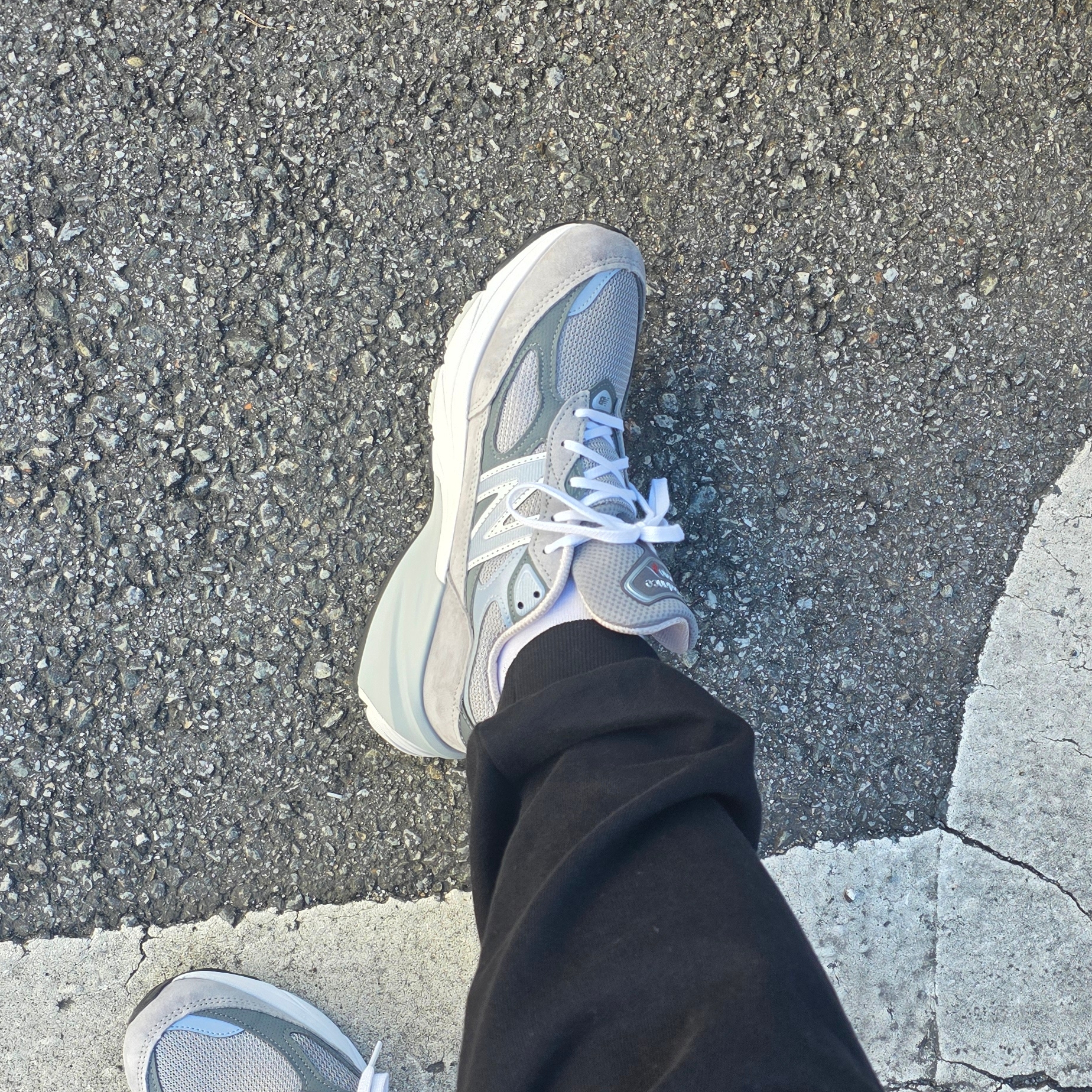 New Balance 990v6 Made in USA Grey - D Standard 착용 스타일 - 4