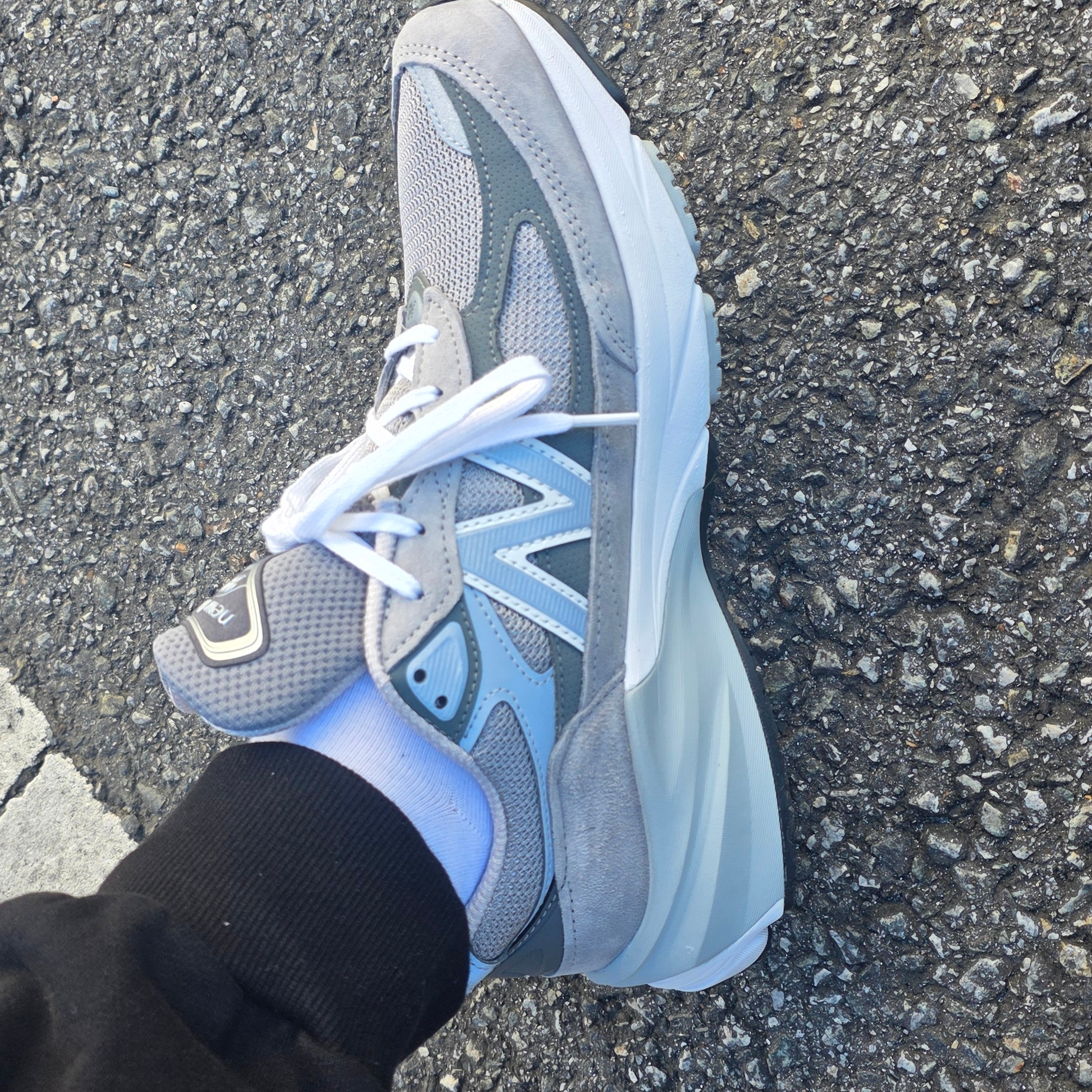 New Balance 990v6 Made in USA Grey - D Standard 착용 스타일 - 2