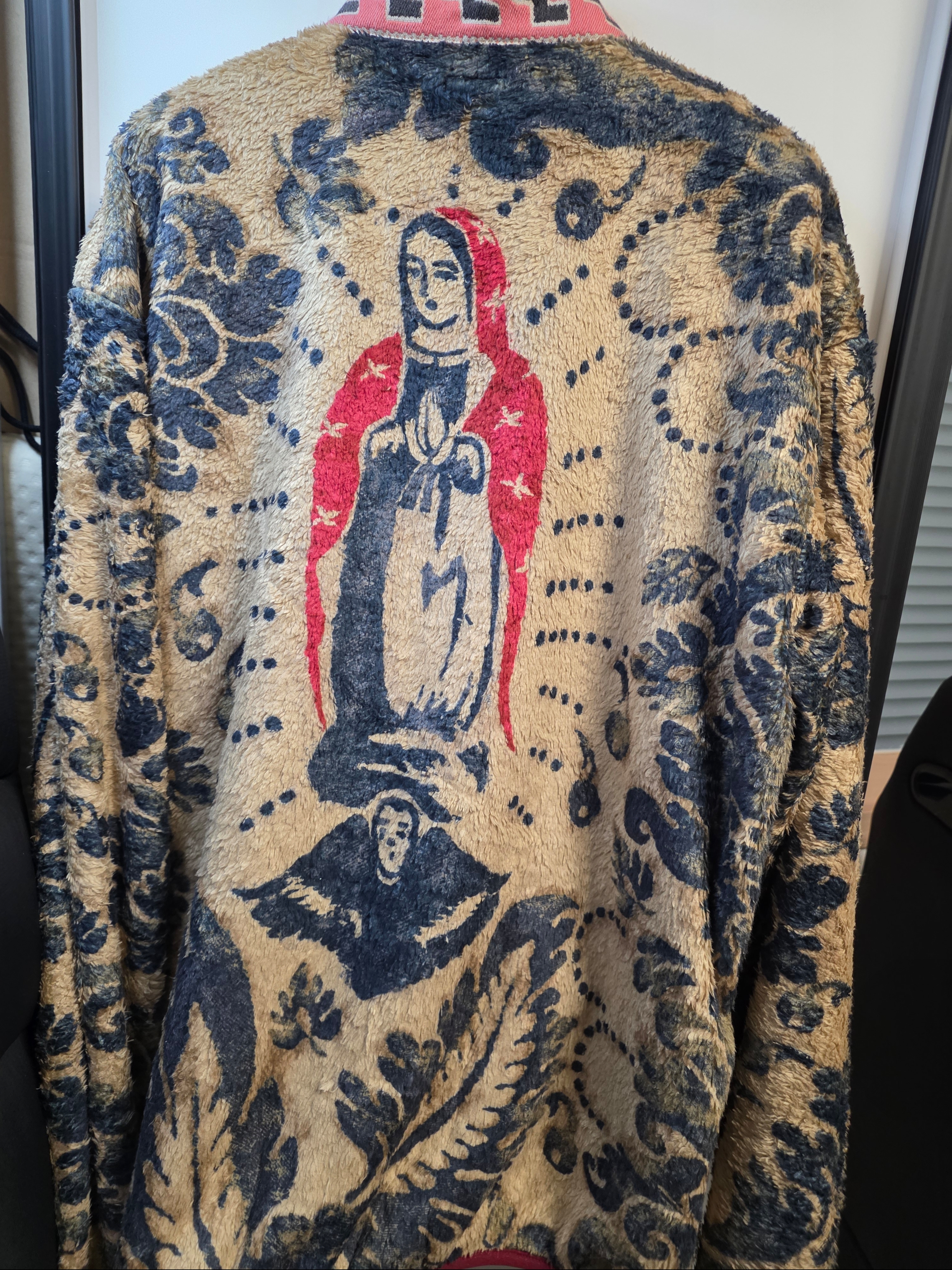 Kapital Damask Pattern Maria Fleece Zip Blouson Beige 착용 스타일 - 1