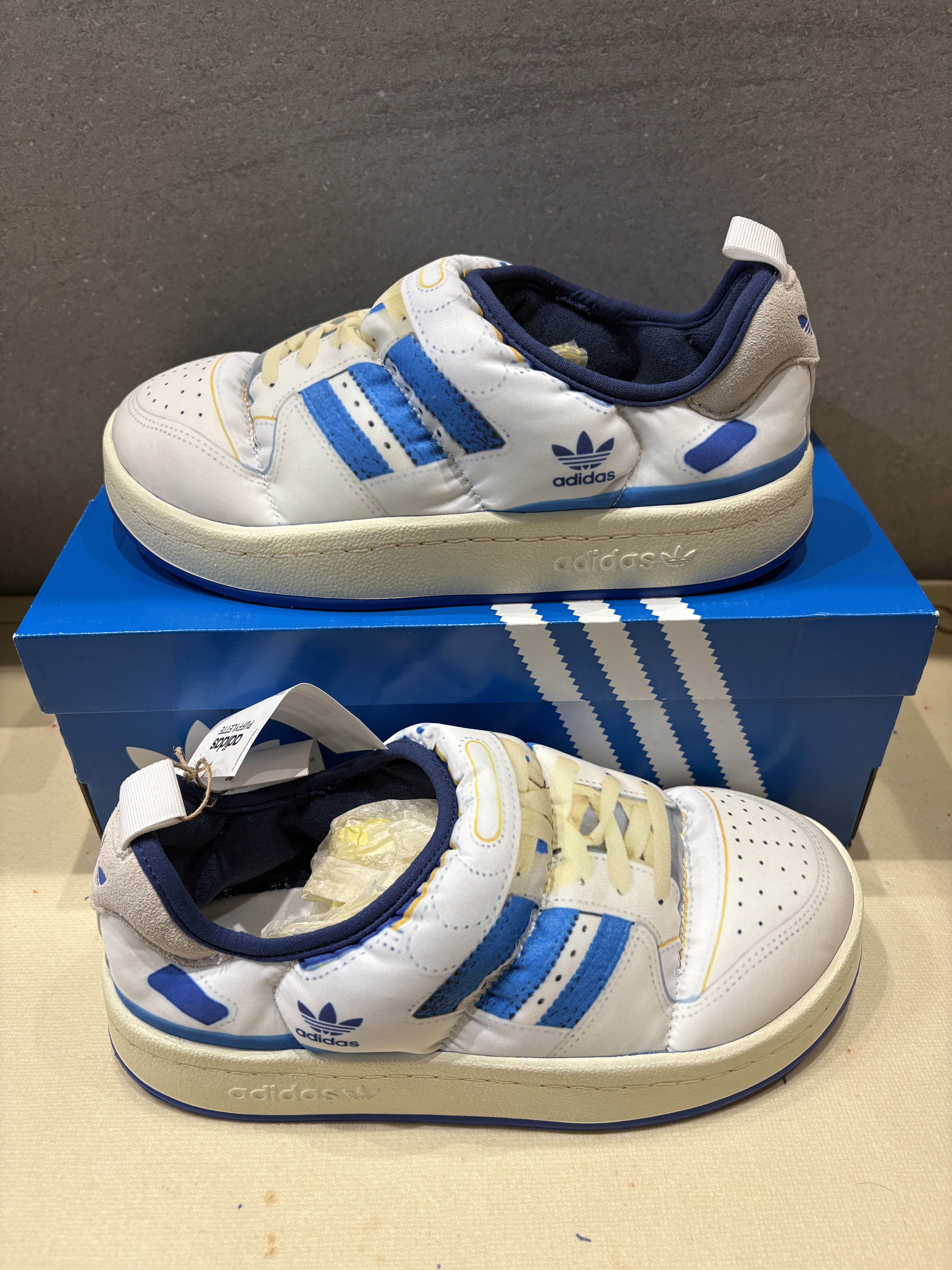 Adidas Puffylette Forum 84 Cloud White 착용 스타일 - 2