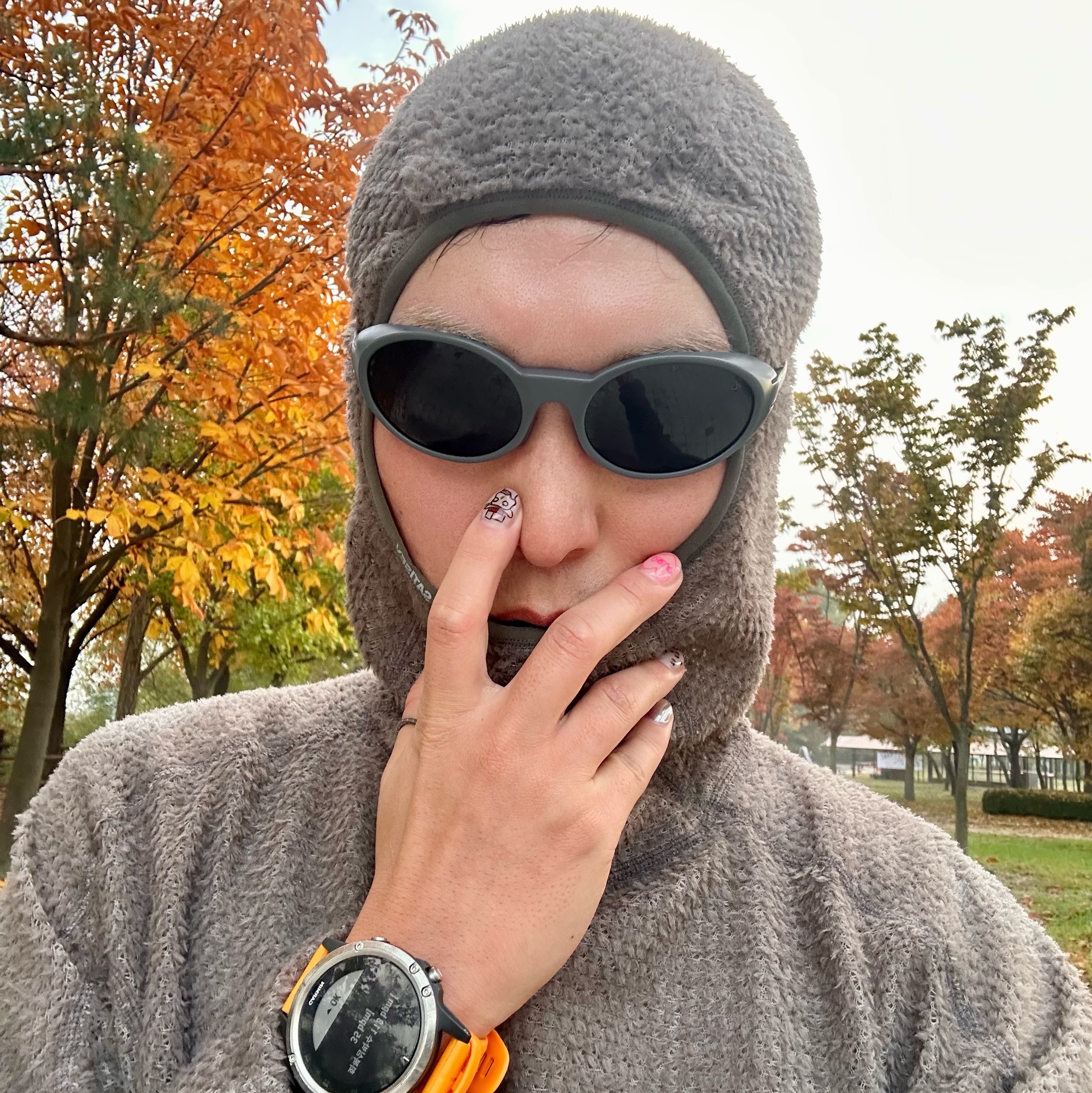 Satisfy Fuzzfleece AD Light Hoodie Falcon, Balenciaga Basketball Sneakers Silver Black 착용 스타일 - 6