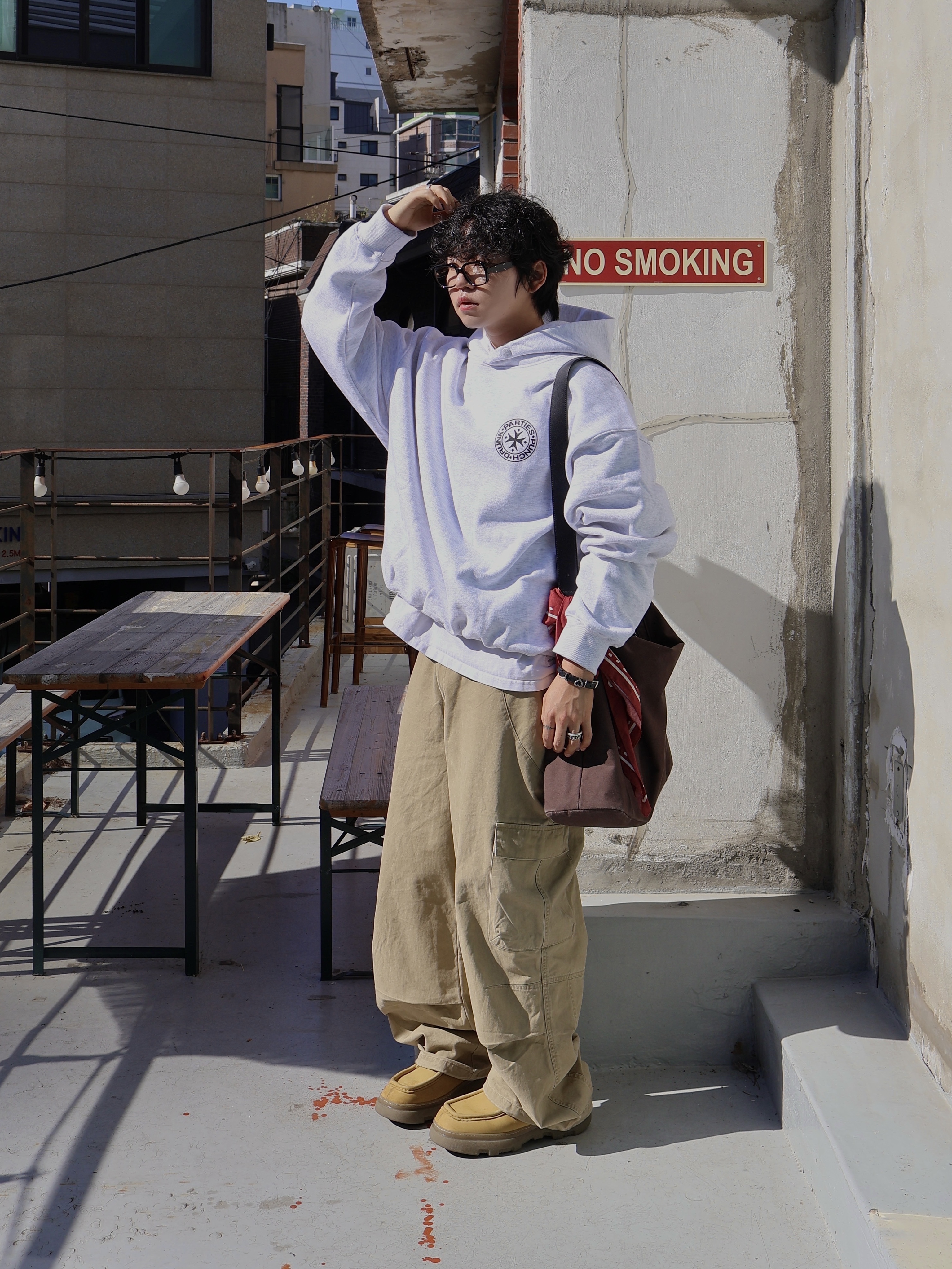 noun Washed Cargo Pants Beige 착용 스타일 - 1