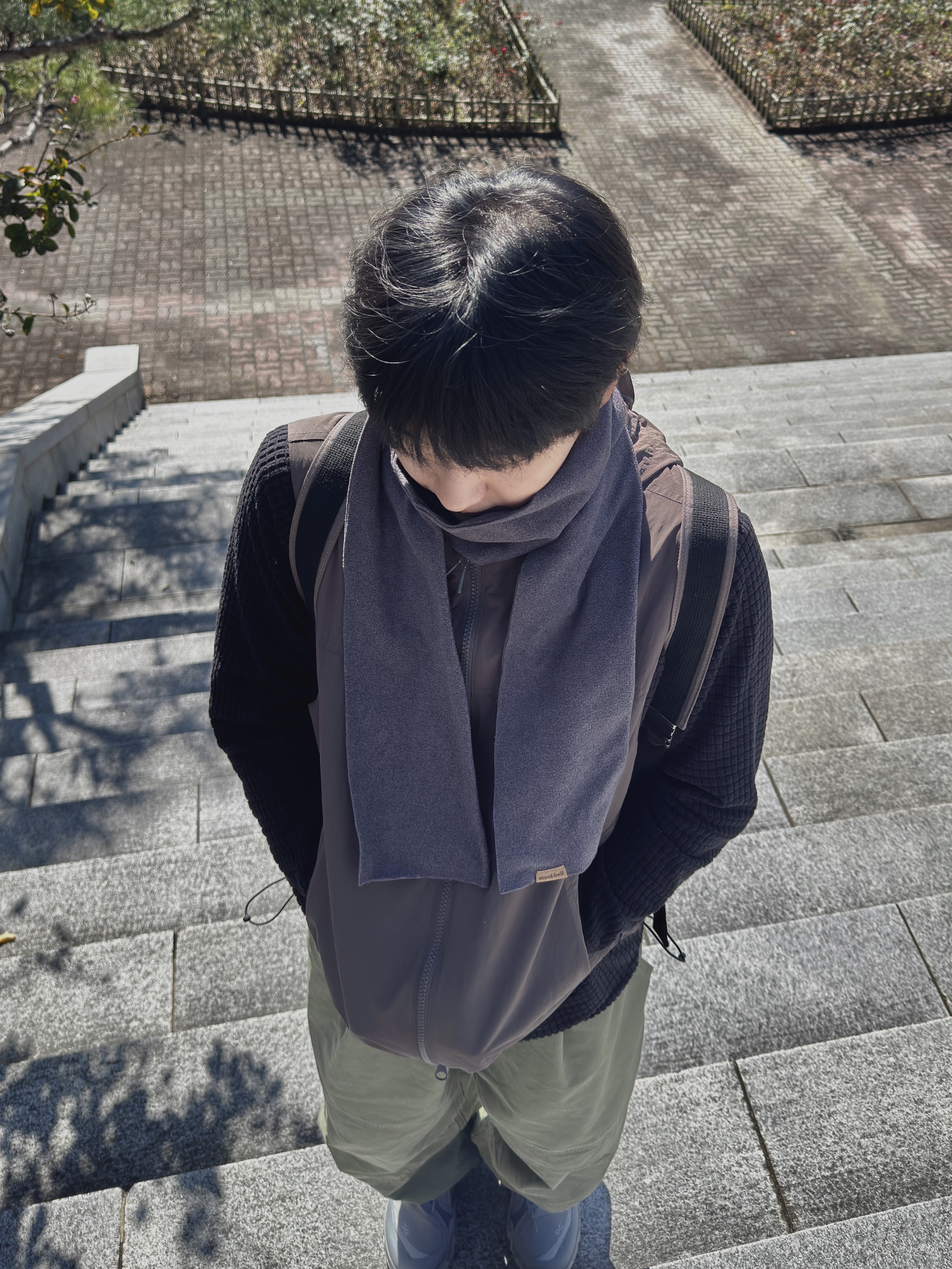 On Running x Post Archive Faction (Paf) Cloudmonster Hyper Phantom Apollo 착용 스타일 - 7