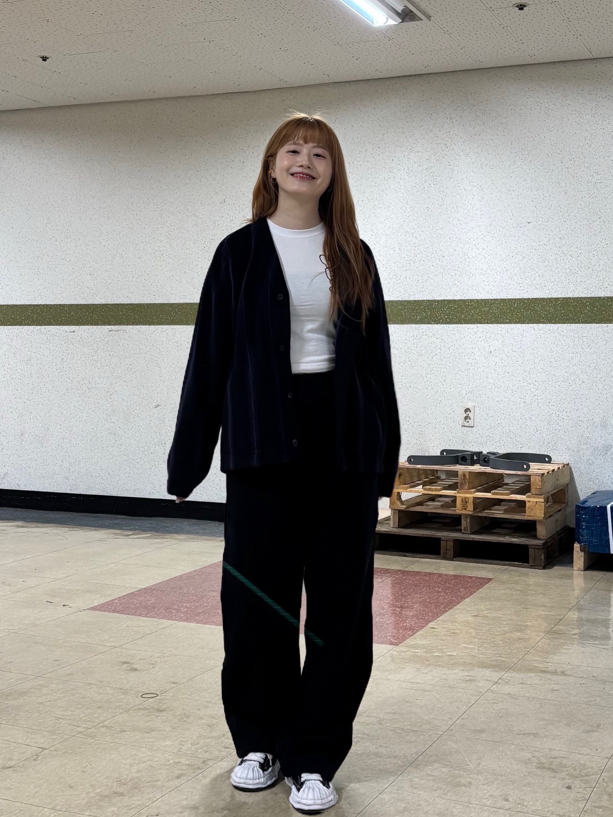 Uniqlo x Needles Fleece Wide Pants Black - KR, Uniqlo x Needles Fleece Oversized Cardigan Black - KR 착용 스타일 - 7