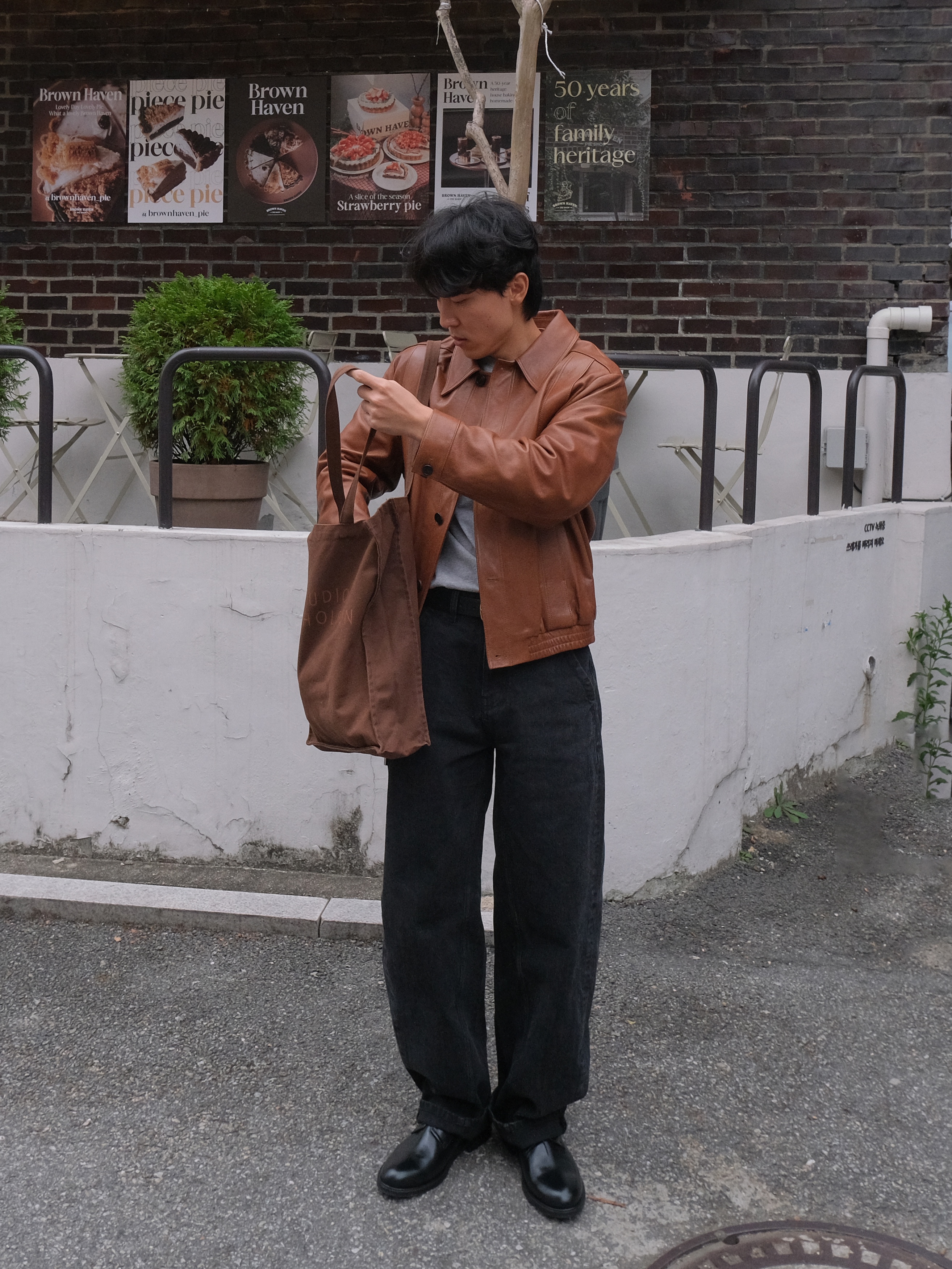 noun Balanced Denim Pants Black 착용 스타일 - 1