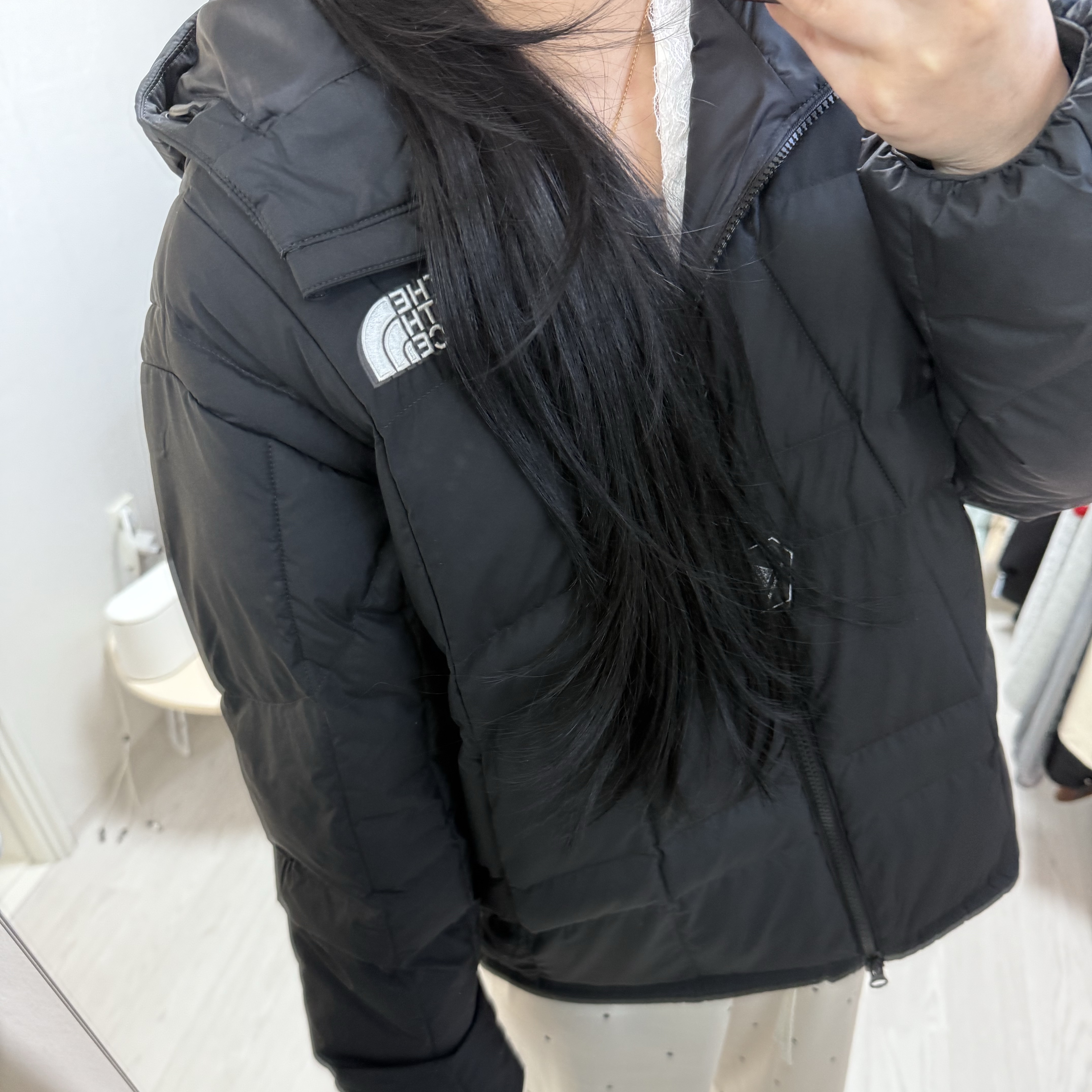 The North Face White Label Wave LT On Ball Jacket Black 착용 스타일
