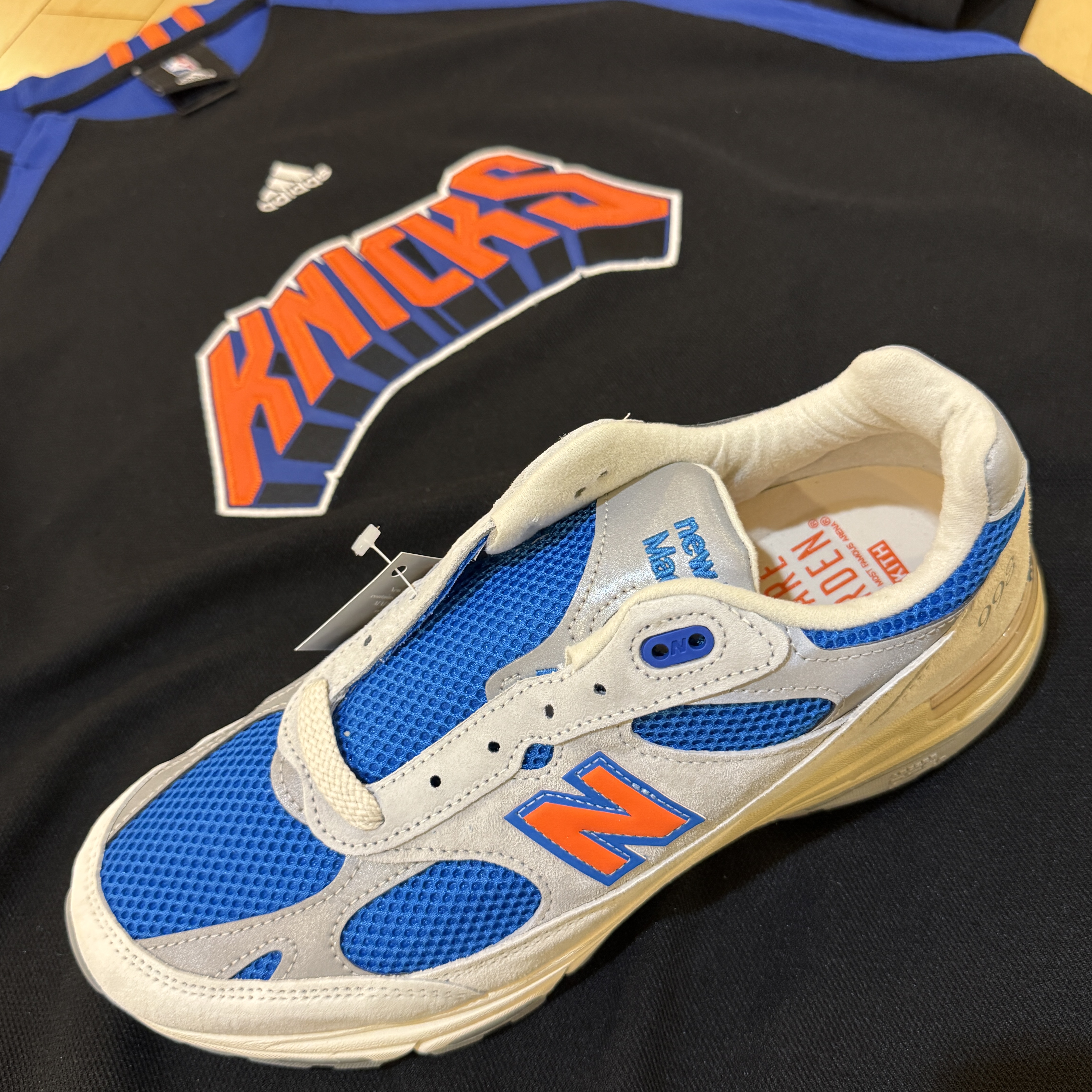 New Balance x Kith x Madison Square Garden 993 Made in USA Ancient Scroll Grey Matter 착용 스타일