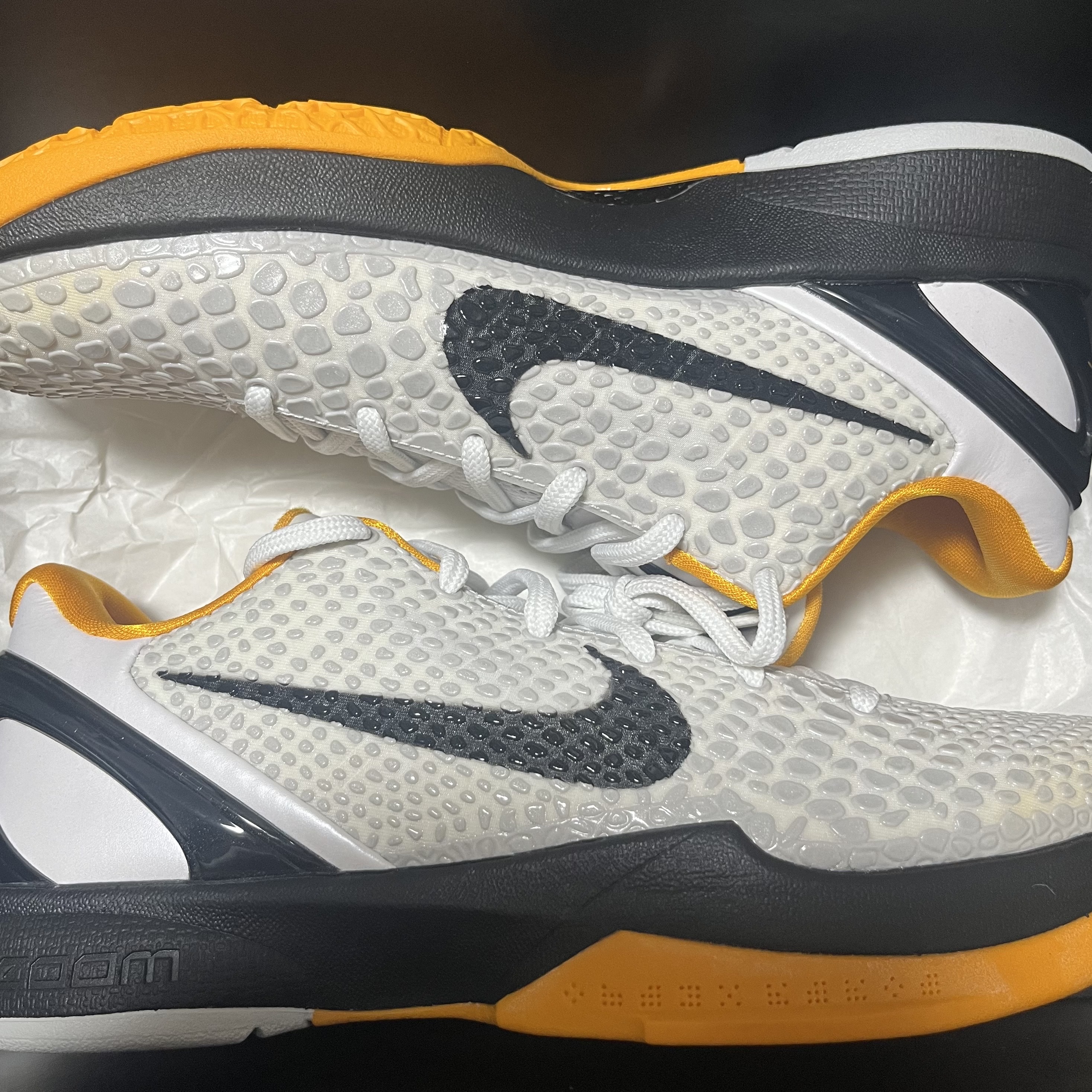 Nike Kobe 6 Protro White Del Sol 착용 스타일