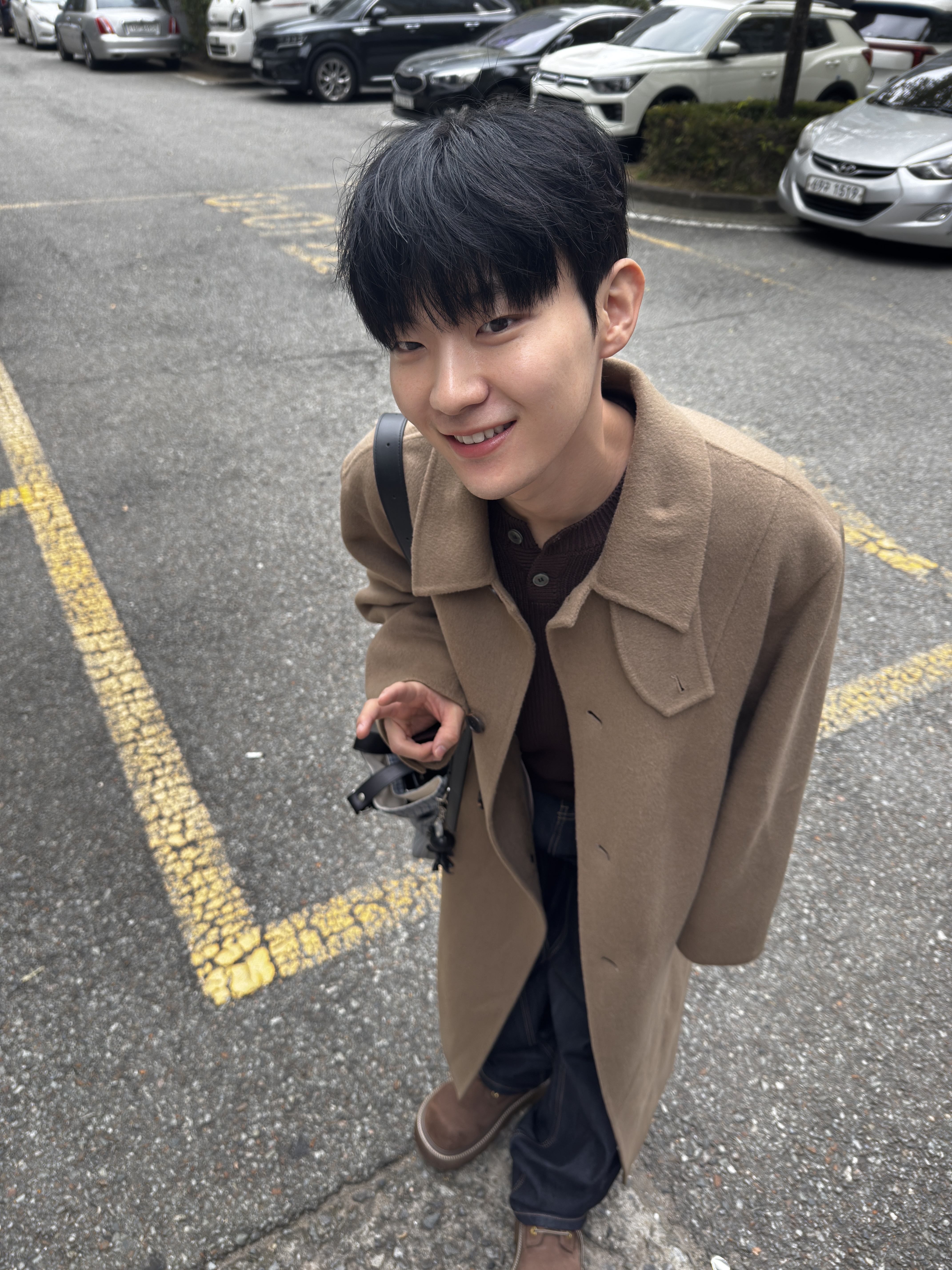 Knitted Cotton Henley Neck Waffle Knit Brown, SOULESURES BOLD BELUGA Espresso Brown 착용 스타일 - 6