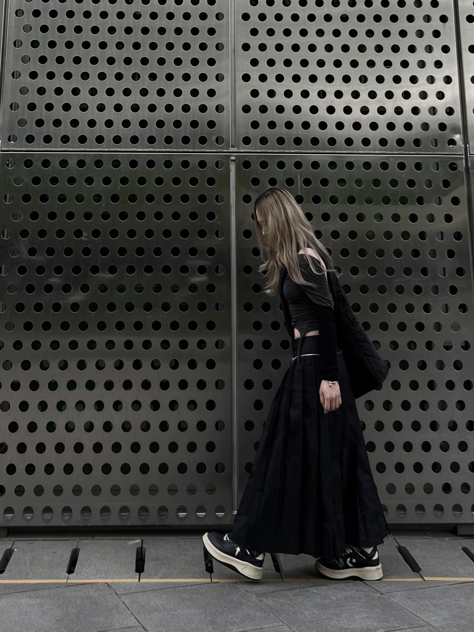Converse x Drkshdw Turbowpn Black Cream 착용 스타일