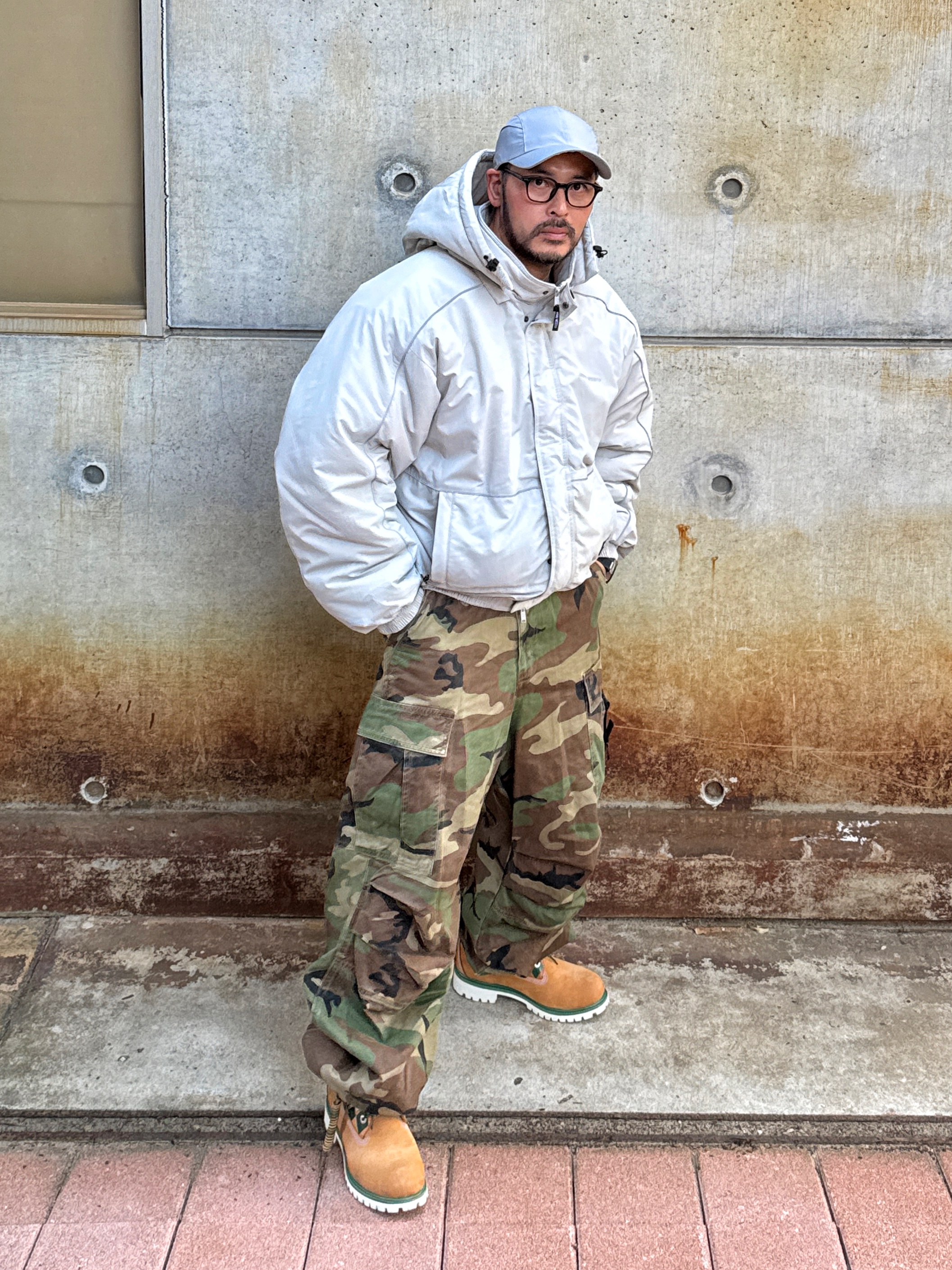 KASINA x Timberland 6 In Premium Vibram GTX Wheat, Millo Archive Headpiece Nylon Cap Gray 착용 스타일 - 1