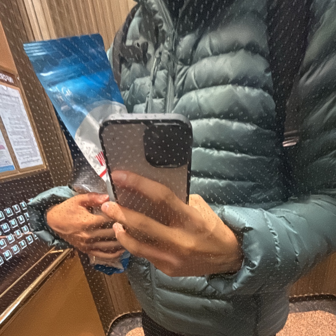 Rab Microlight Alpine Jacket Sage 착용 스타일