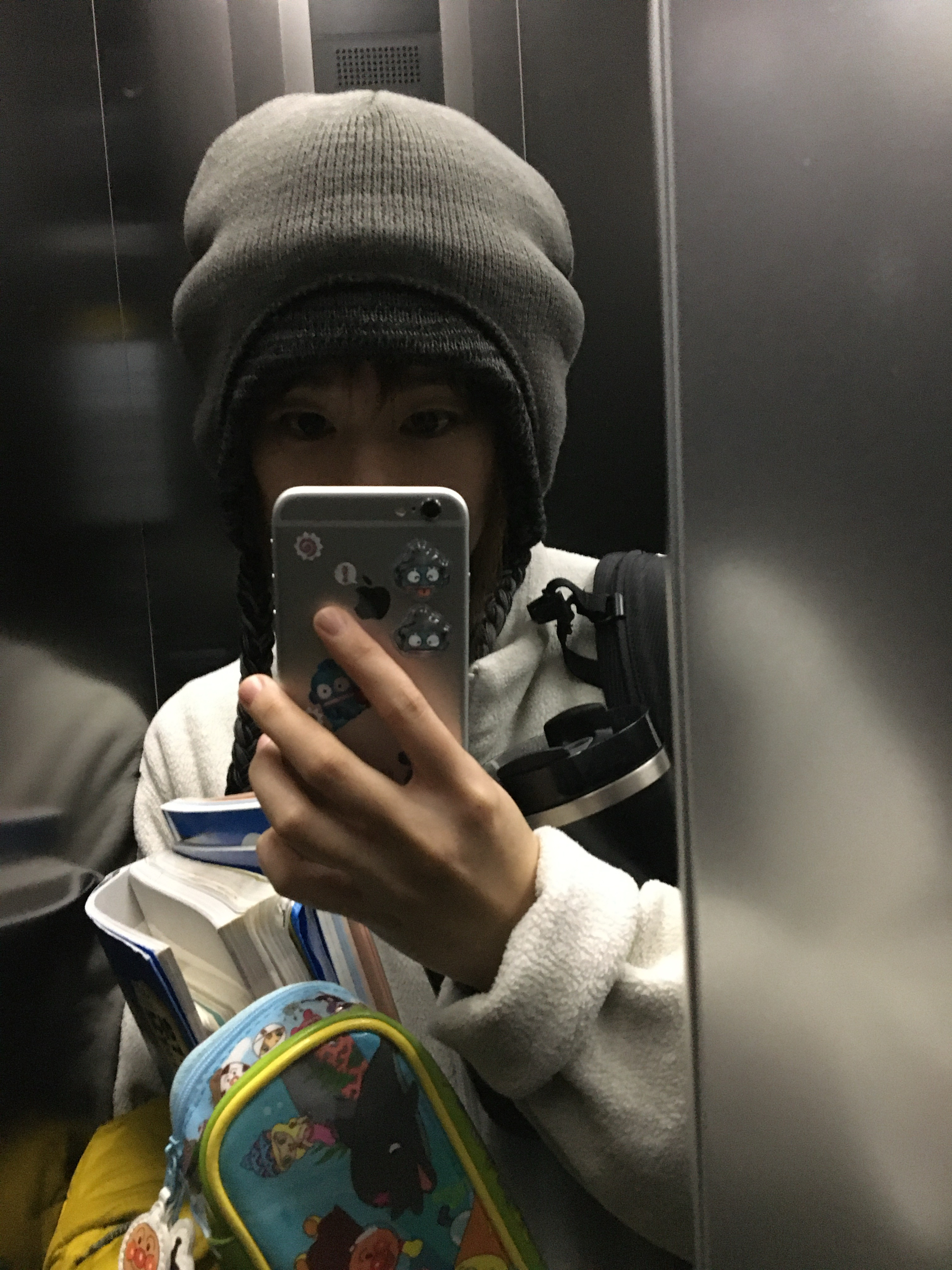 COYSEIO Double Trooper Beanie Cocoa 착용 스타일