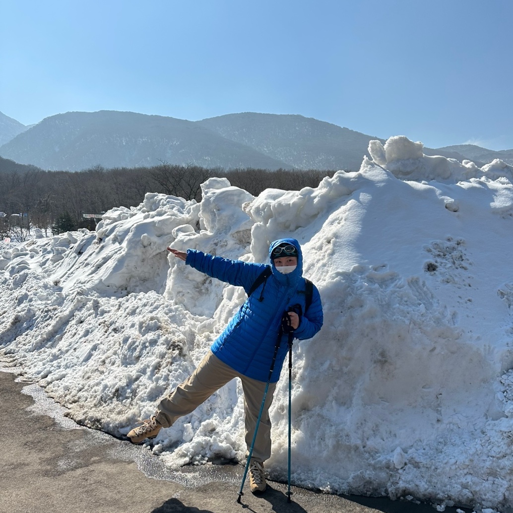 Rab Microlight Alpine Jacket Maya Blue, Arc'teryx Konseal 15 Backpack Vitality 착용 스타일 - 2