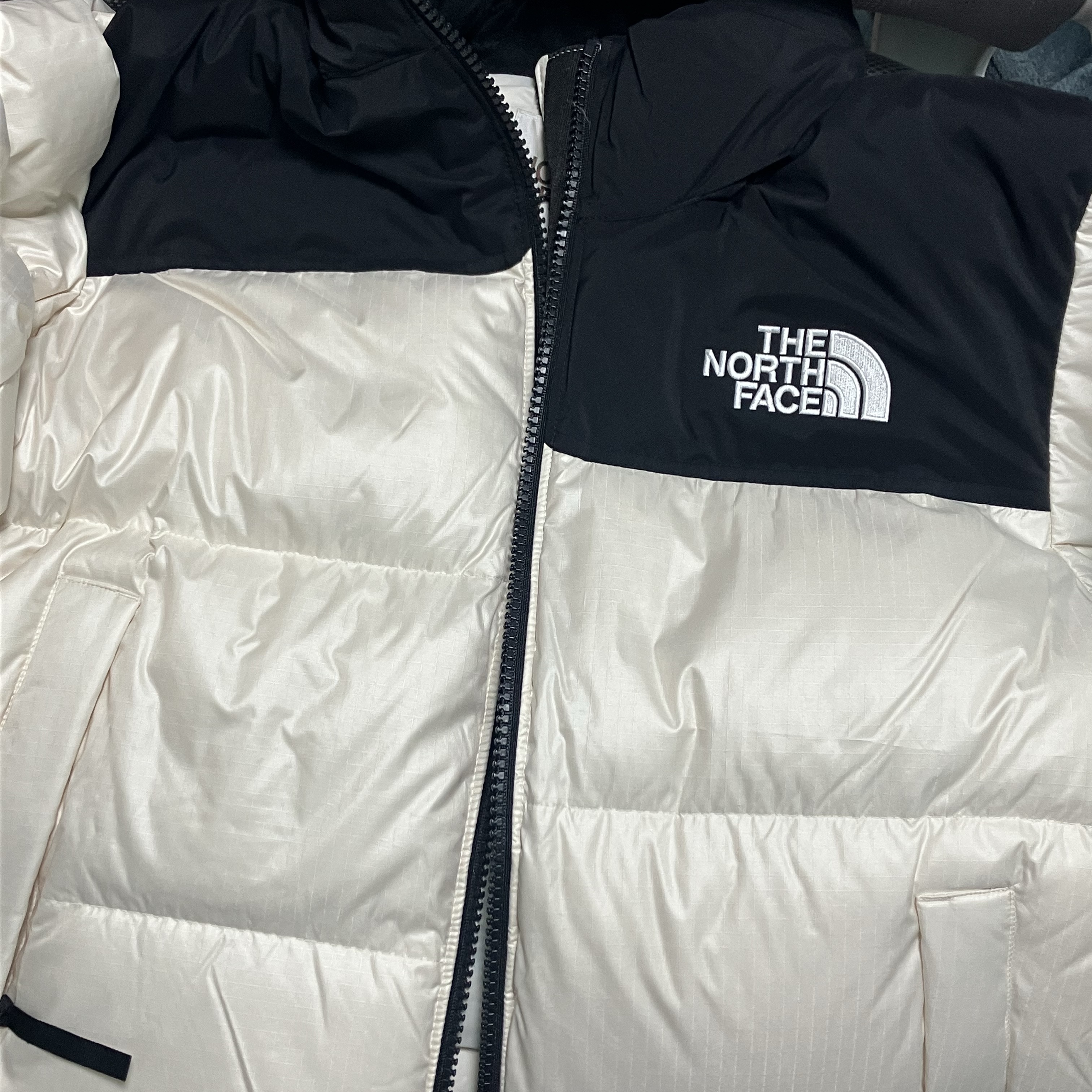 The North Face White Label Novelty Nuptse Down Jacket Cream 착용 스타일