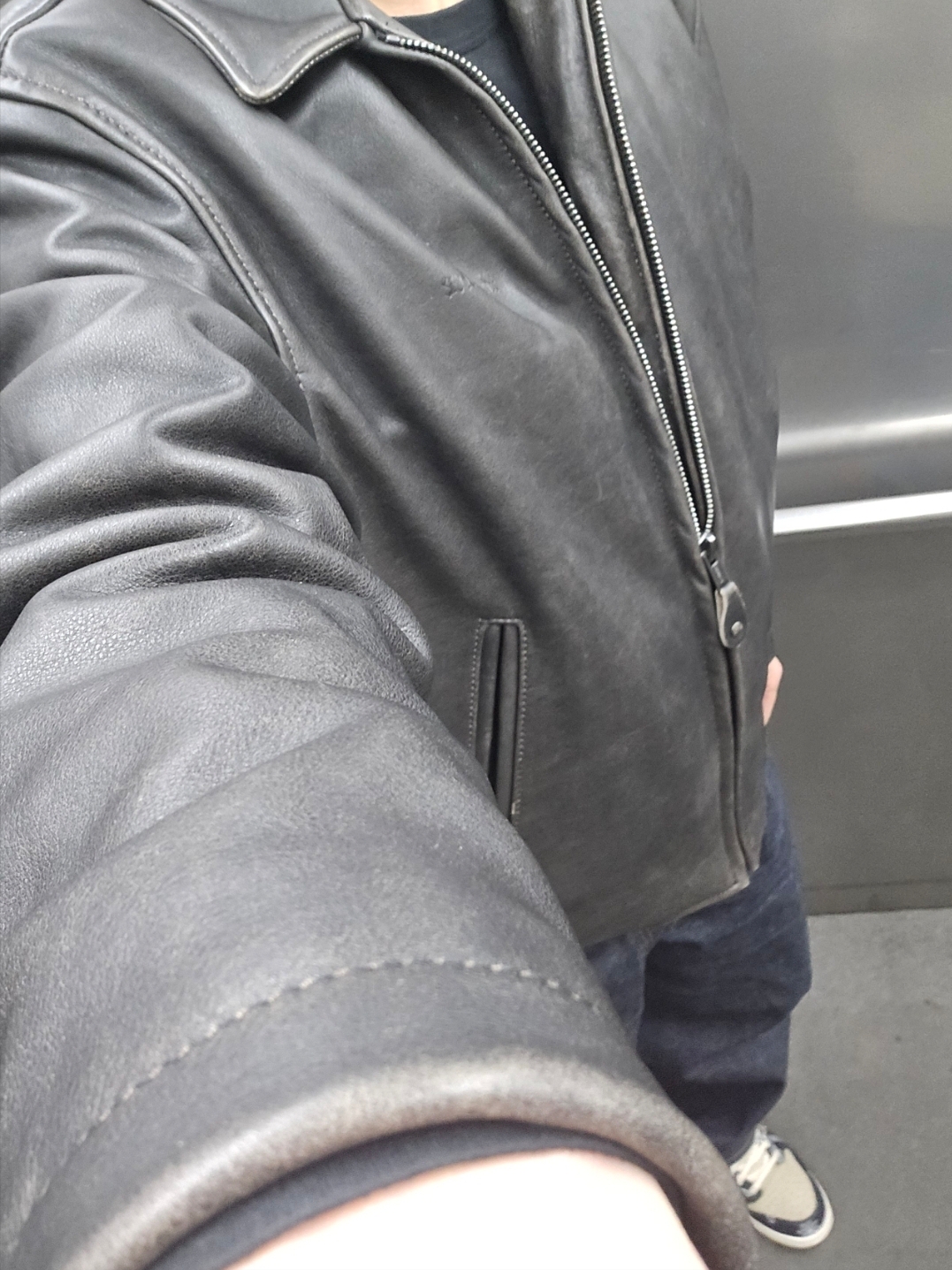 Supreme x Schott Leather Racer Jacket Black - 25FW, Nike x Travis Scott SB Dunk Low 착용 스타일