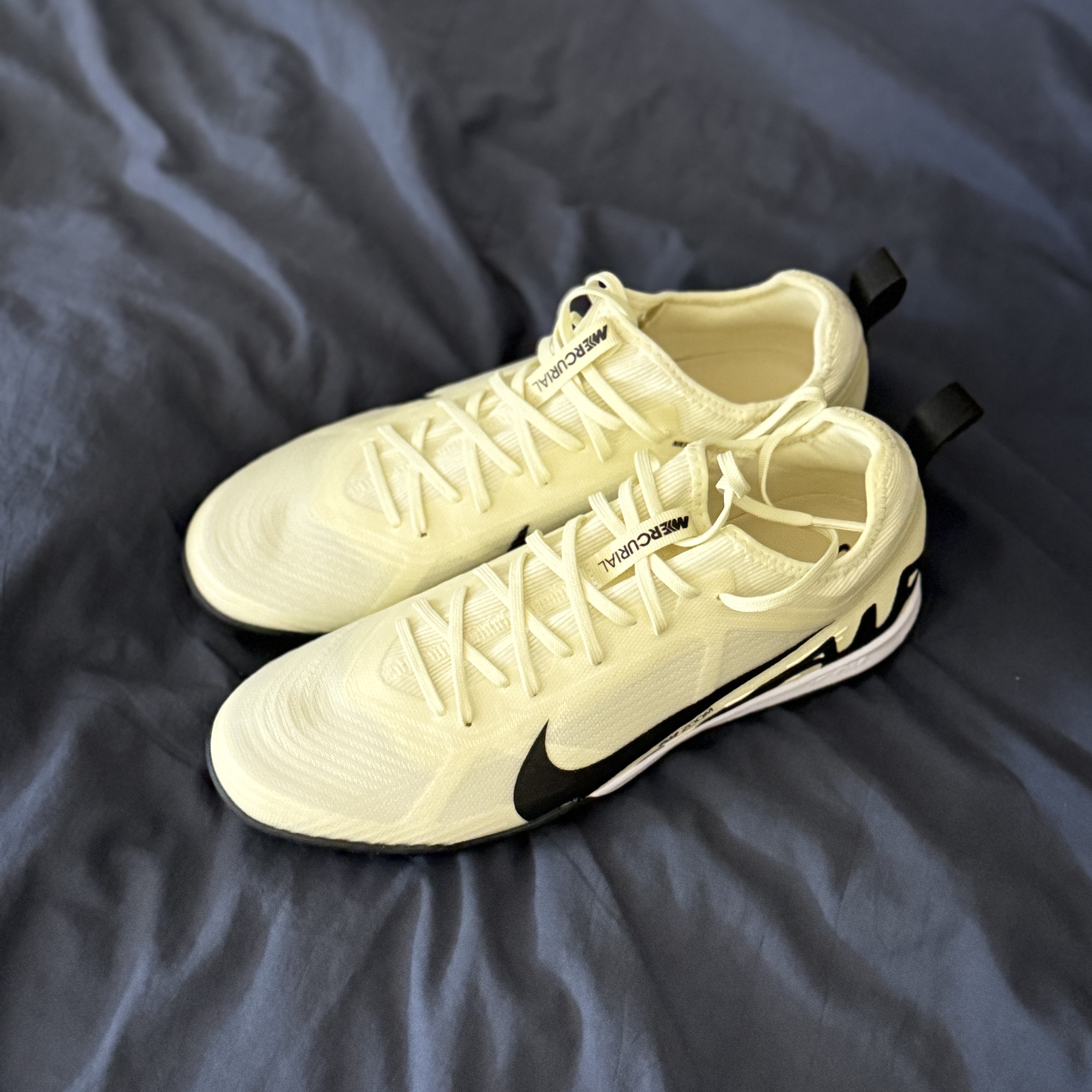 Nike Zoom Mercurial Vapor 15 Pro TF Lemonade Black 착용 스타일