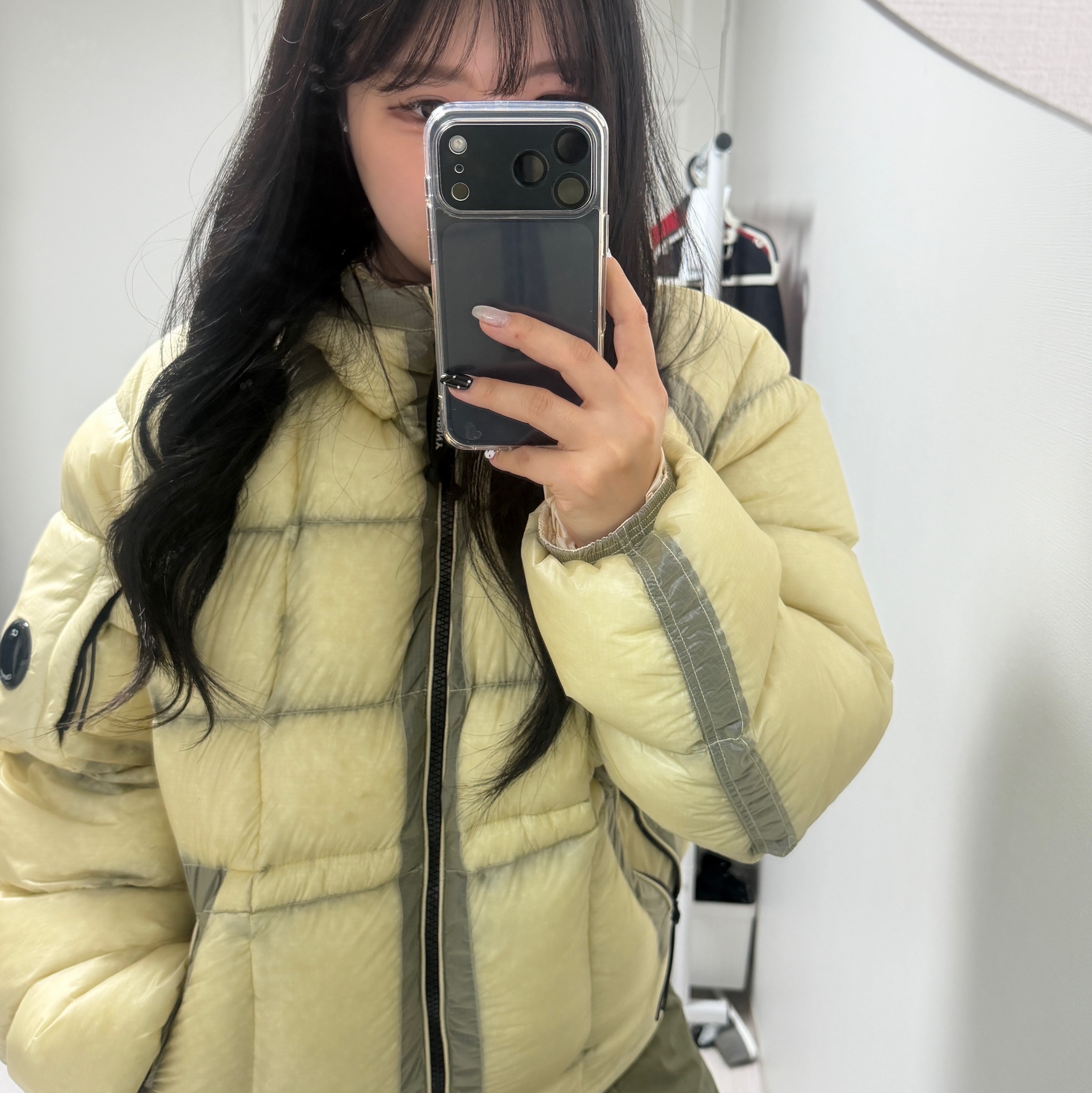 C.P. Company D.D. Shell Hooded Down Jacket Pistachio Shell Beige - 25FW 착용 스타일 - 2