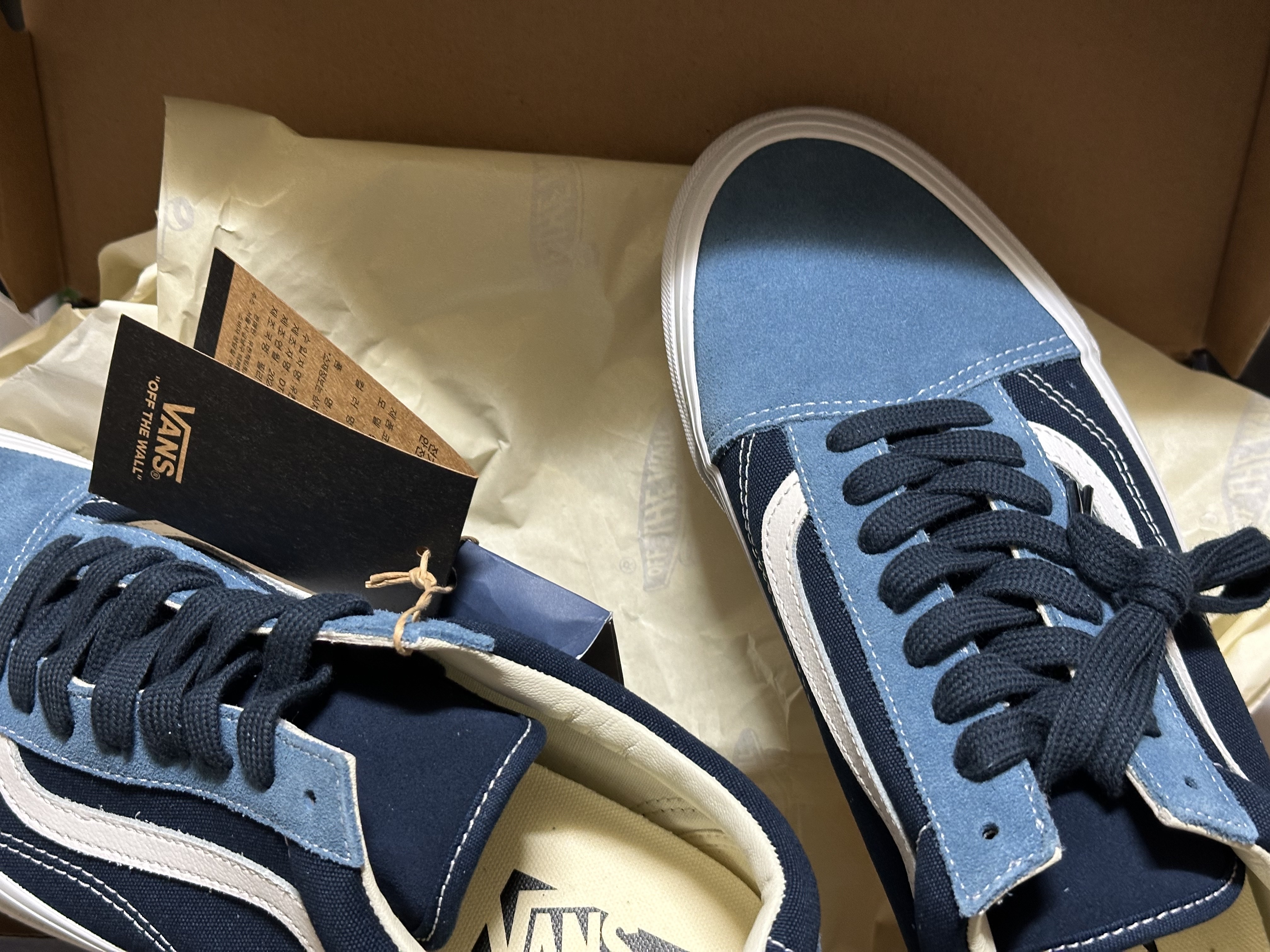Vans Premium Old Skool 36 STV Navy White 착용 스타일