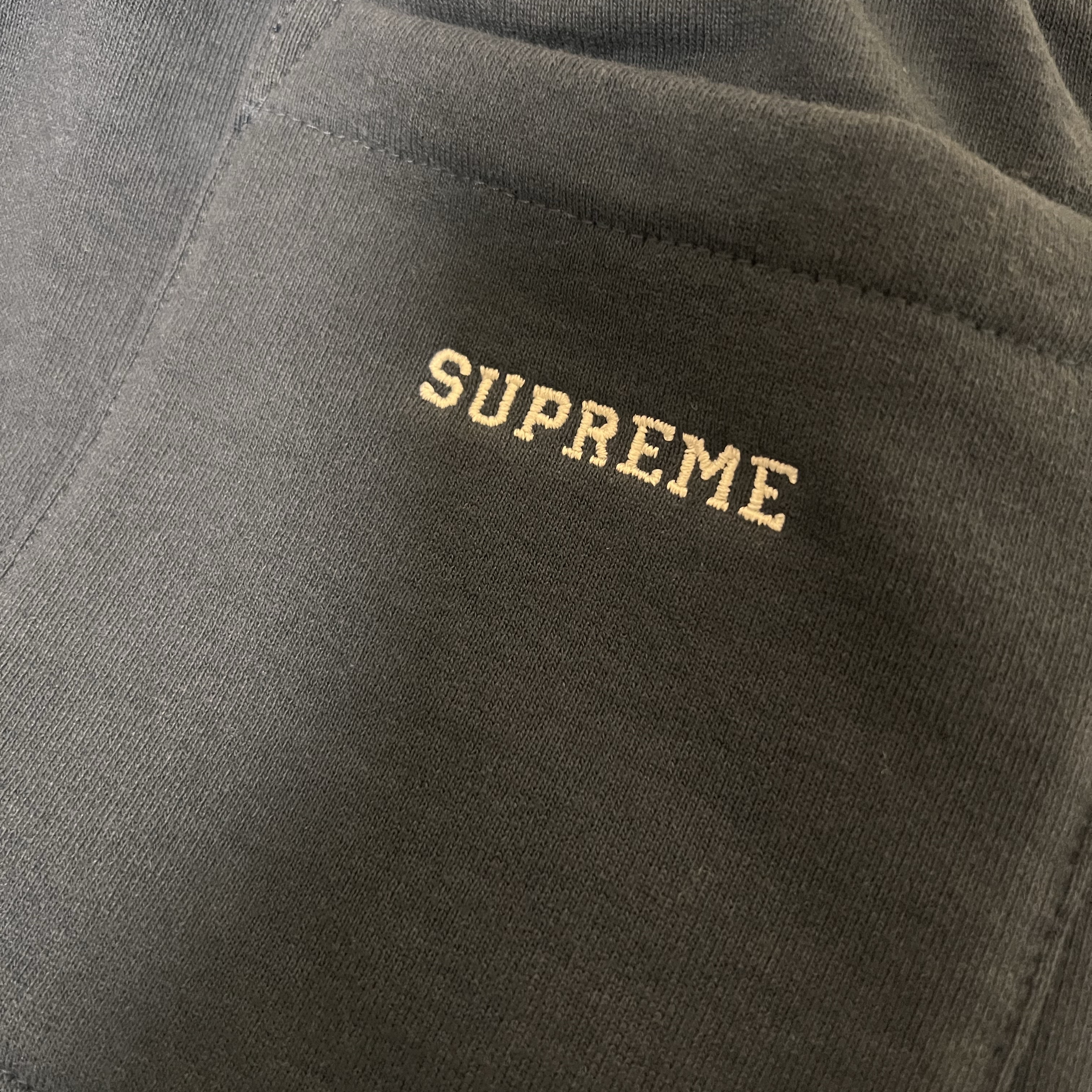 Supreme S Logo Sweatpant Navy - 25FW 착용 스타일 - 2