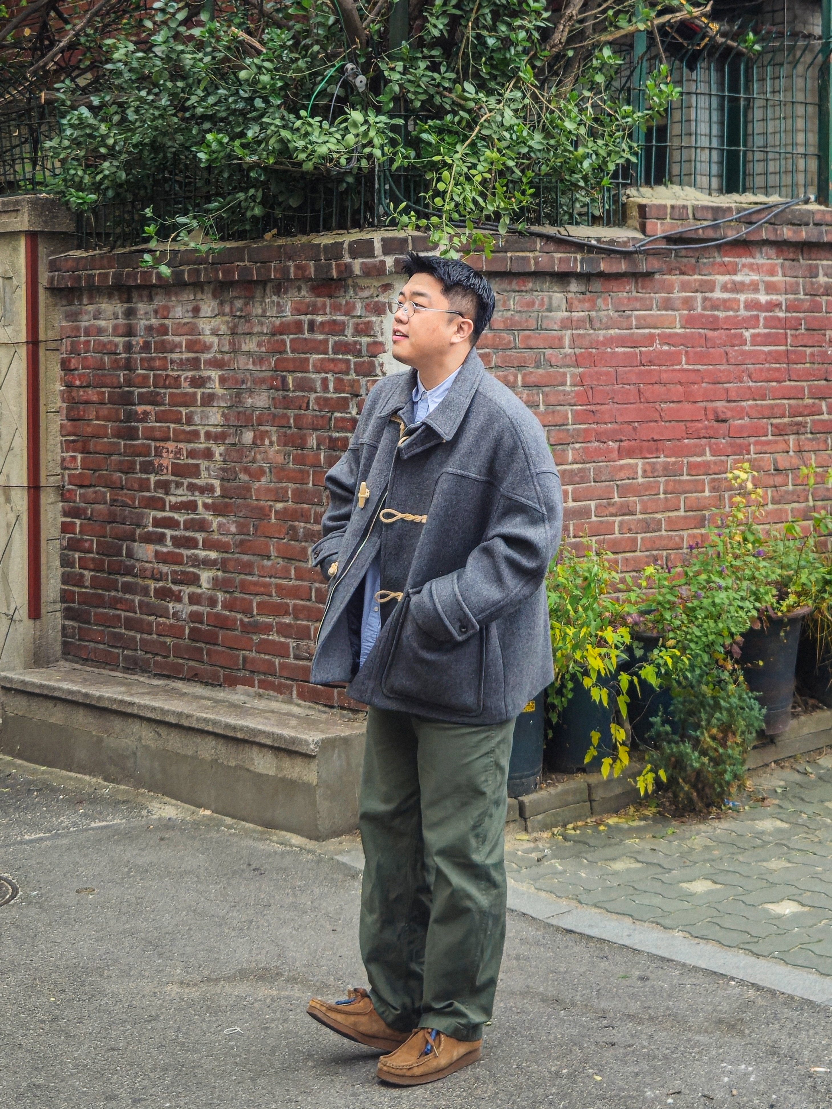 Clarks Wallabee Cola 착용 스타일 - 1